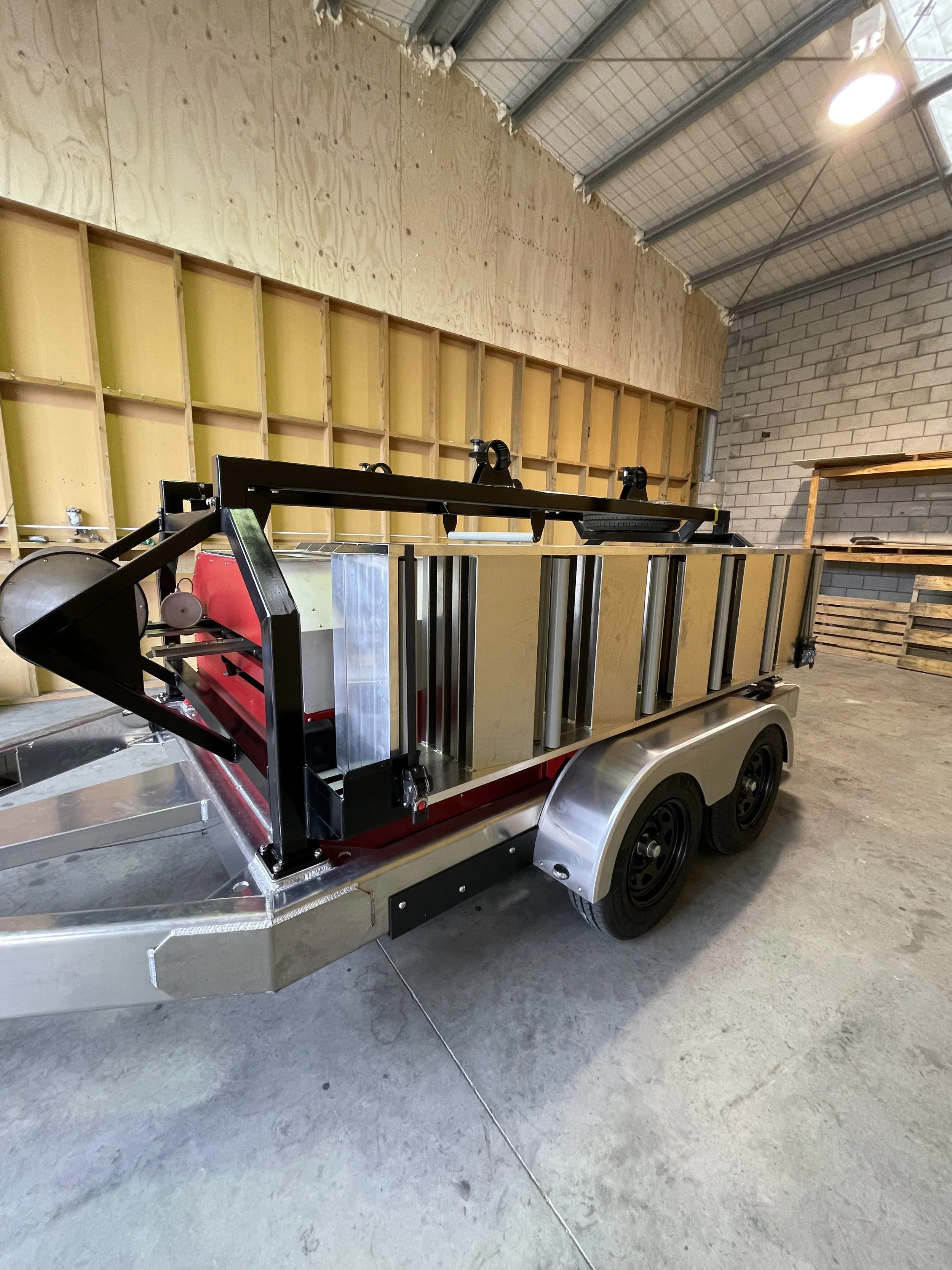 Clip together conveyor sections loaded up.