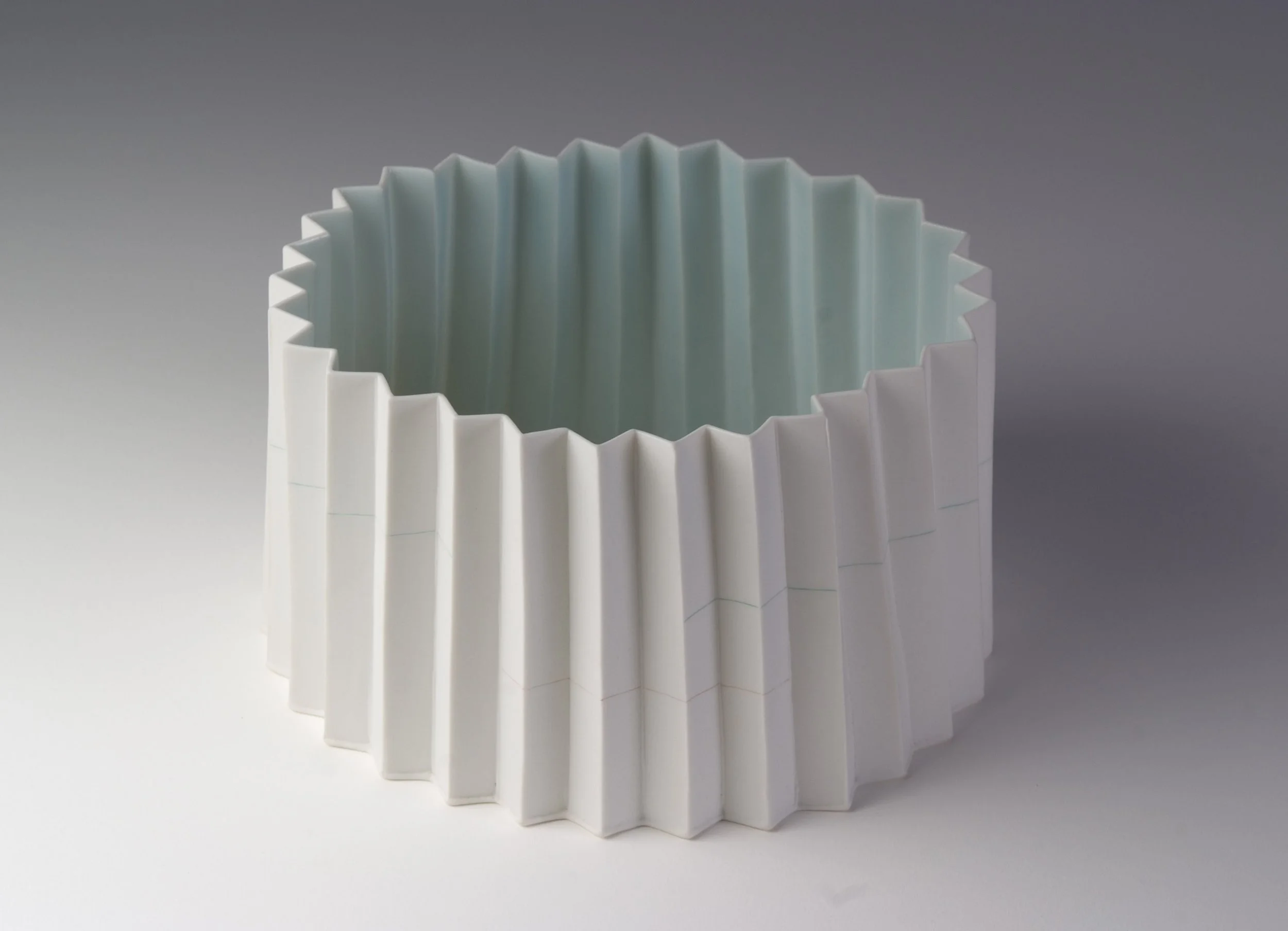 SODEISHA- Connected to Australia URANISHI Kenji, Pleated bowl 2009, 12.2 x 20.0cm porcelain with inlaid slip and celadon glaze, Newcastle Art Gallery collection