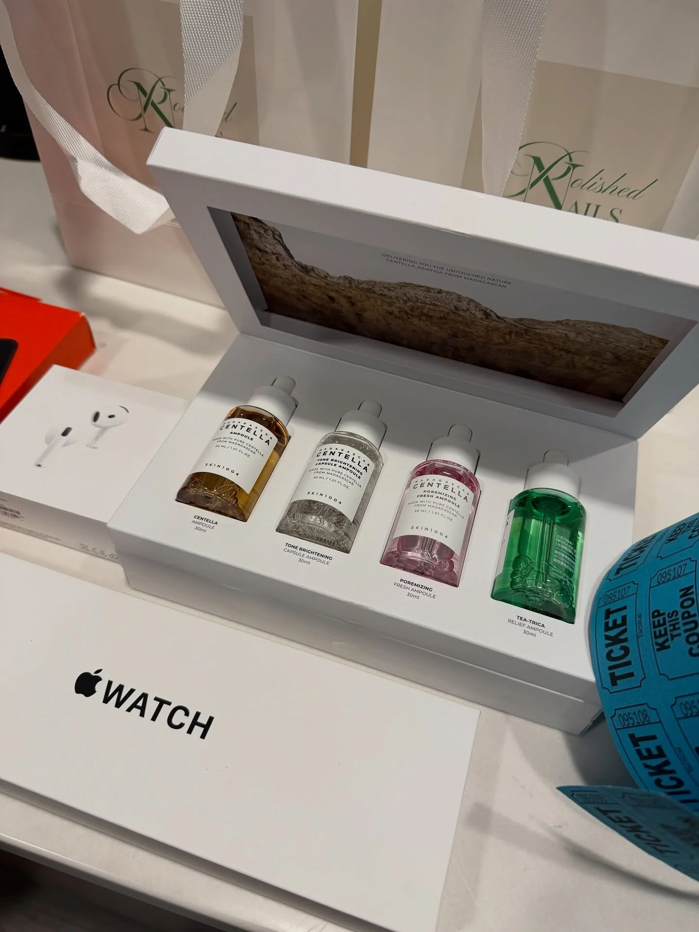 Our soft opening is TOMORROW! Every guest who gets serviced will get one entry into our raffle! Can&rsquo;t wait to see you there! 
📍12200 Middleset Road Suite 200, Eden Prairie
⏰ 12-6