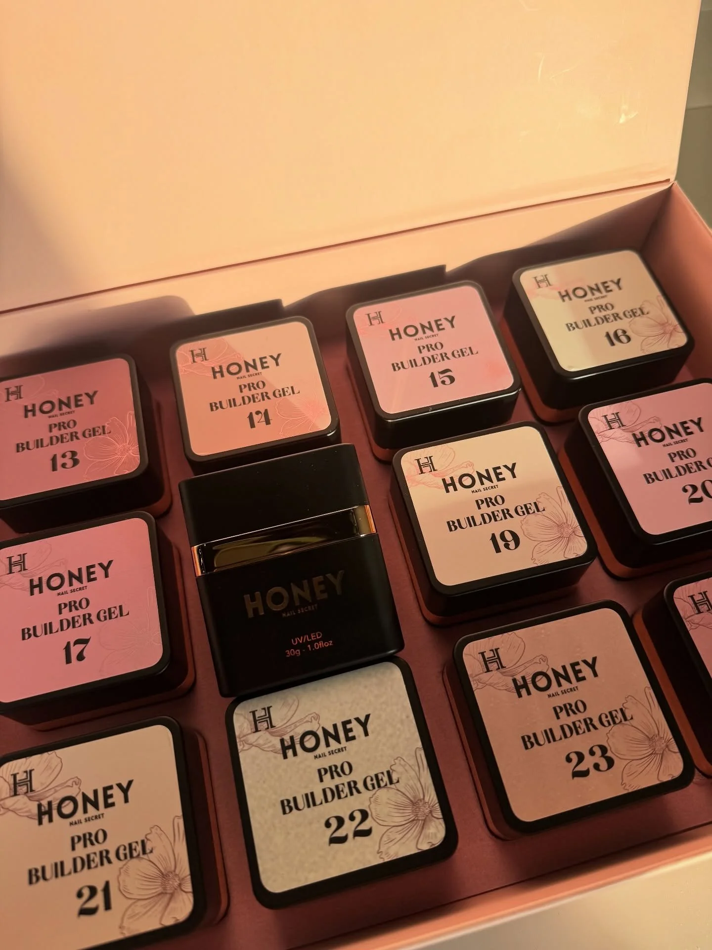 Happy to announce we now have the @honeysnailsecret pro builder gel collection! 🍯 Only the best quality products for our clients! DM or click the link in our bio to book now! ✨

#BuilderGel #HoneySecret #MnNailSalon #MnNailTech #NailArt #EdenPrairie