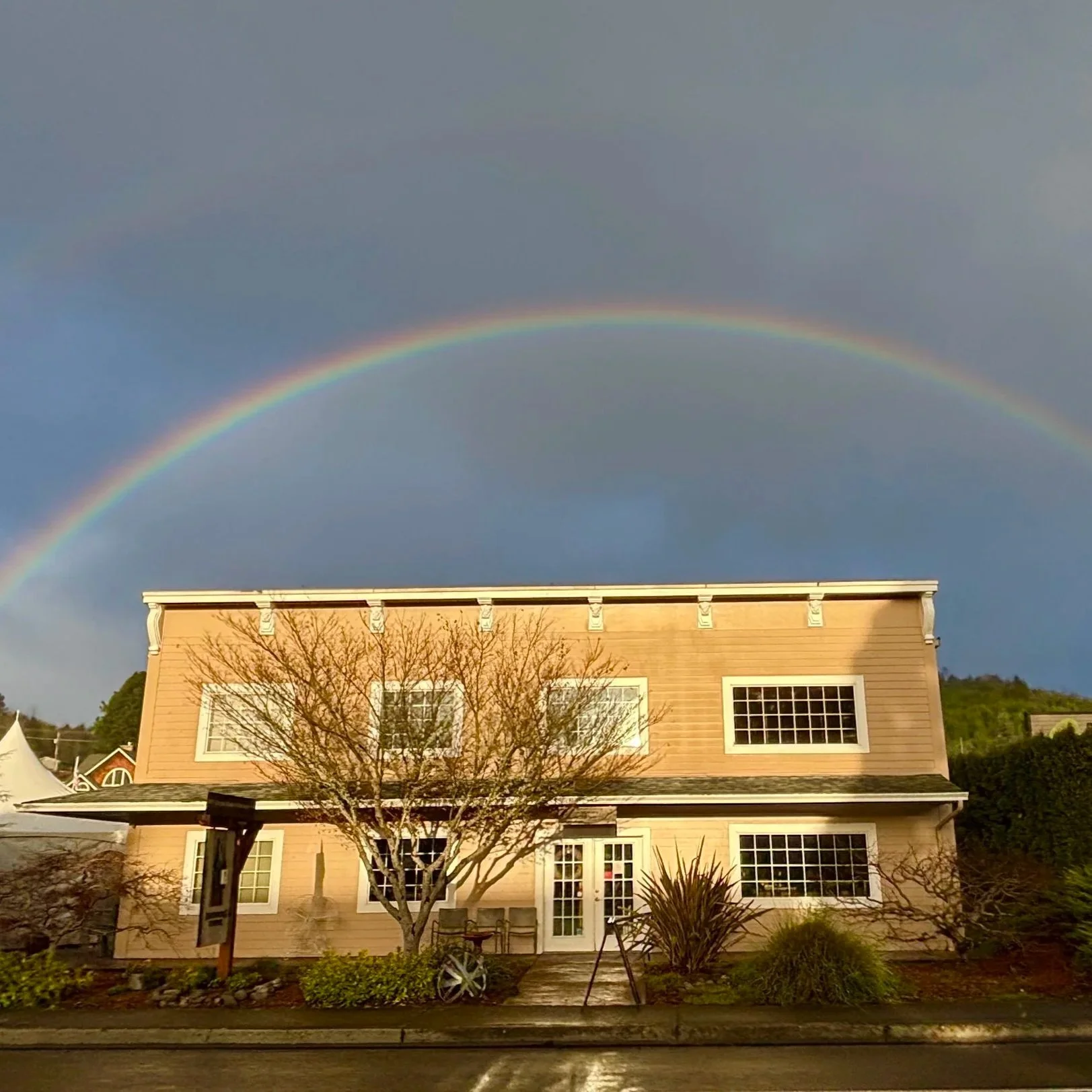 Winery+Rainbow.jpg