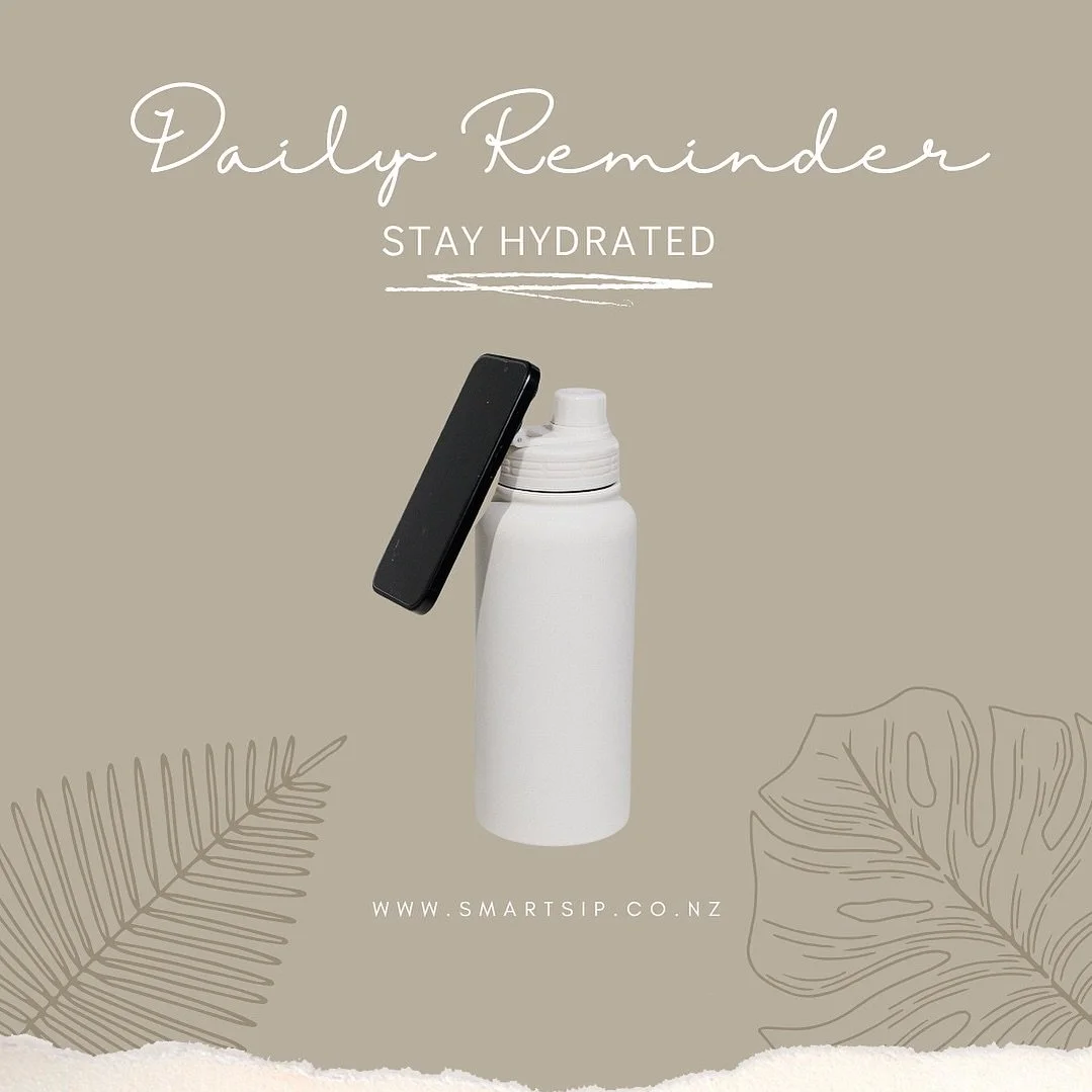 Minimal design, maximum intention. 
Stay hydrated with SmartSip🤍