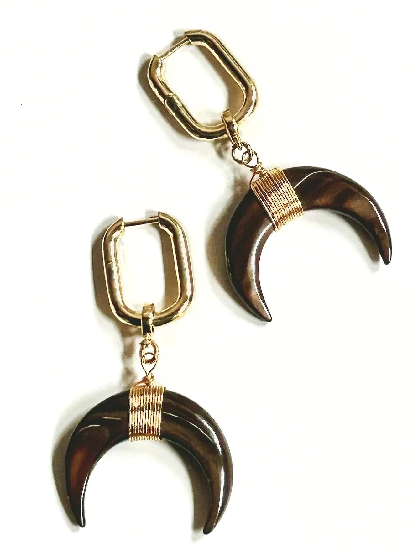 Femme lV Convertible Large Shell Earrings