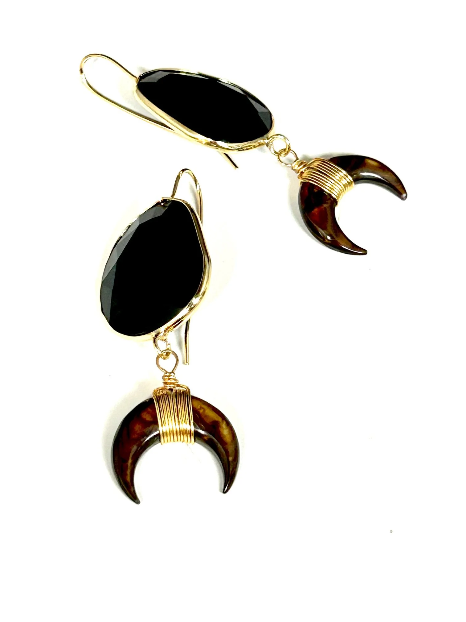 Femme lV BLK Glass Shell Earrings .jpg