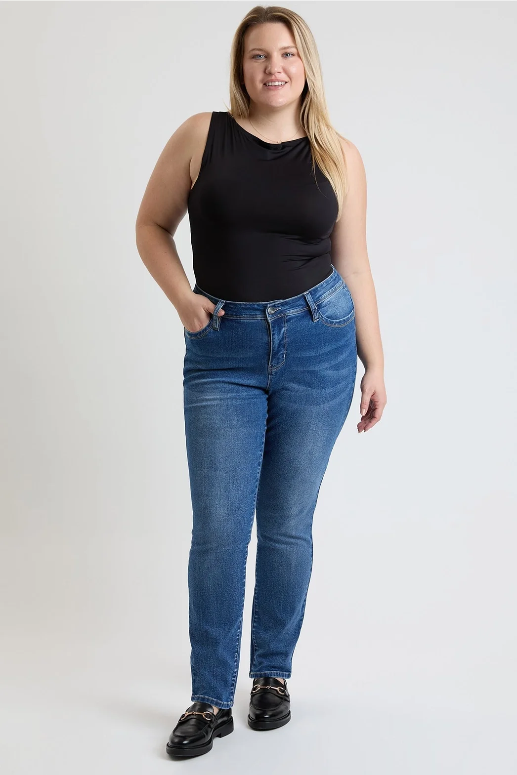plus size jeans 7.webp