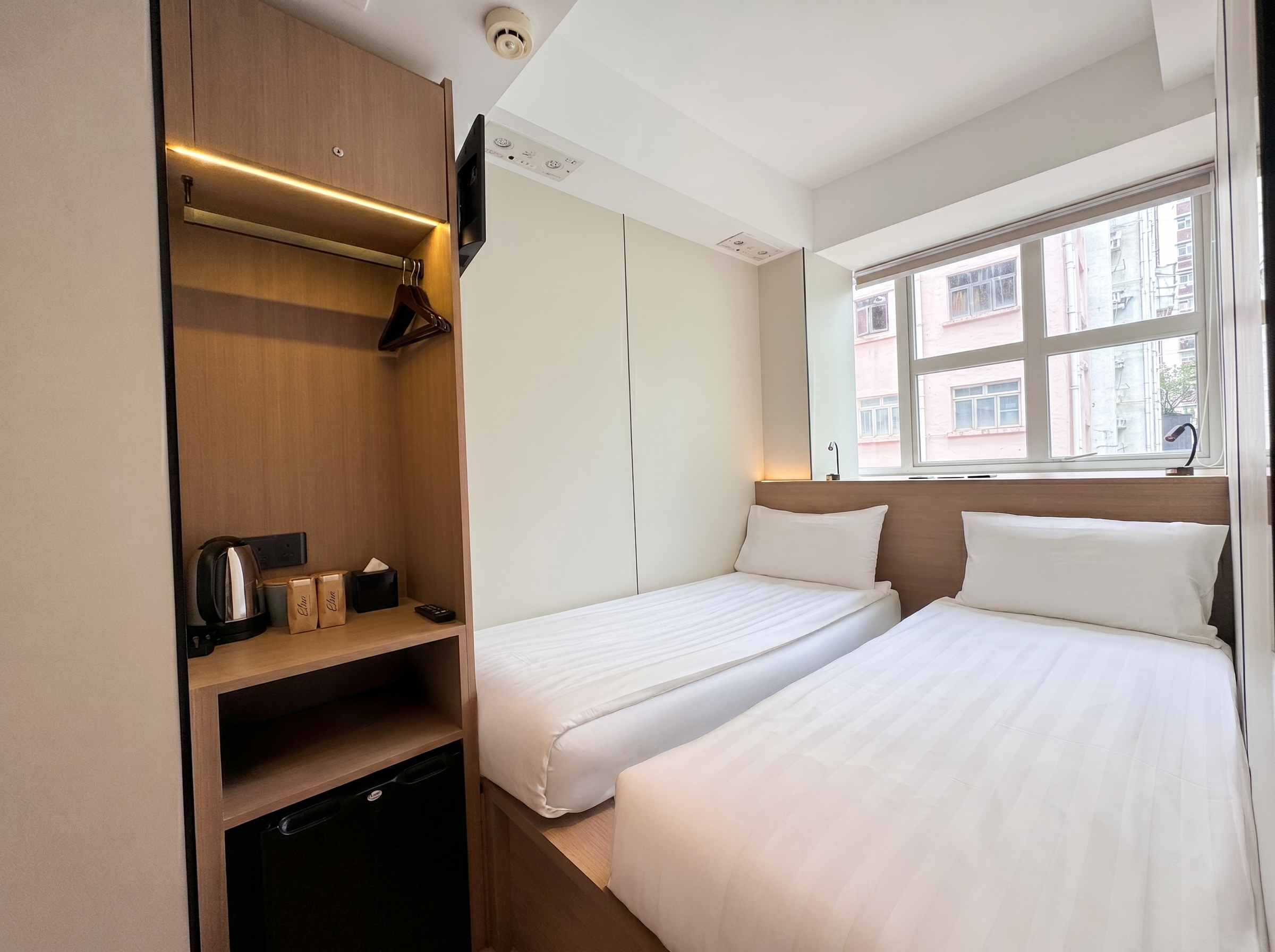 342_new_room_retouched_1_v2.png