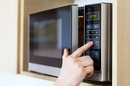 microwave oven
