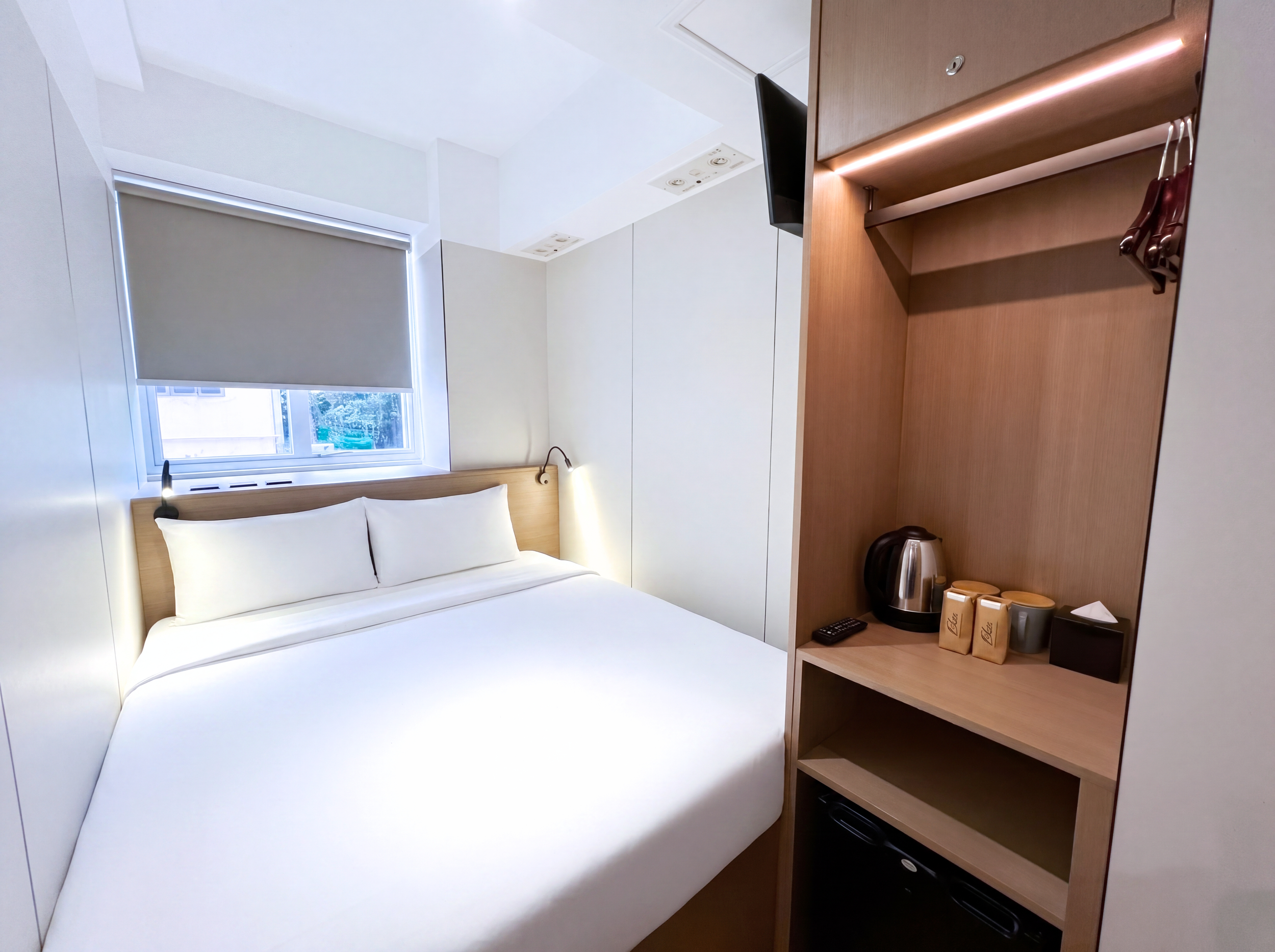 342_new_room_retouched_10.png