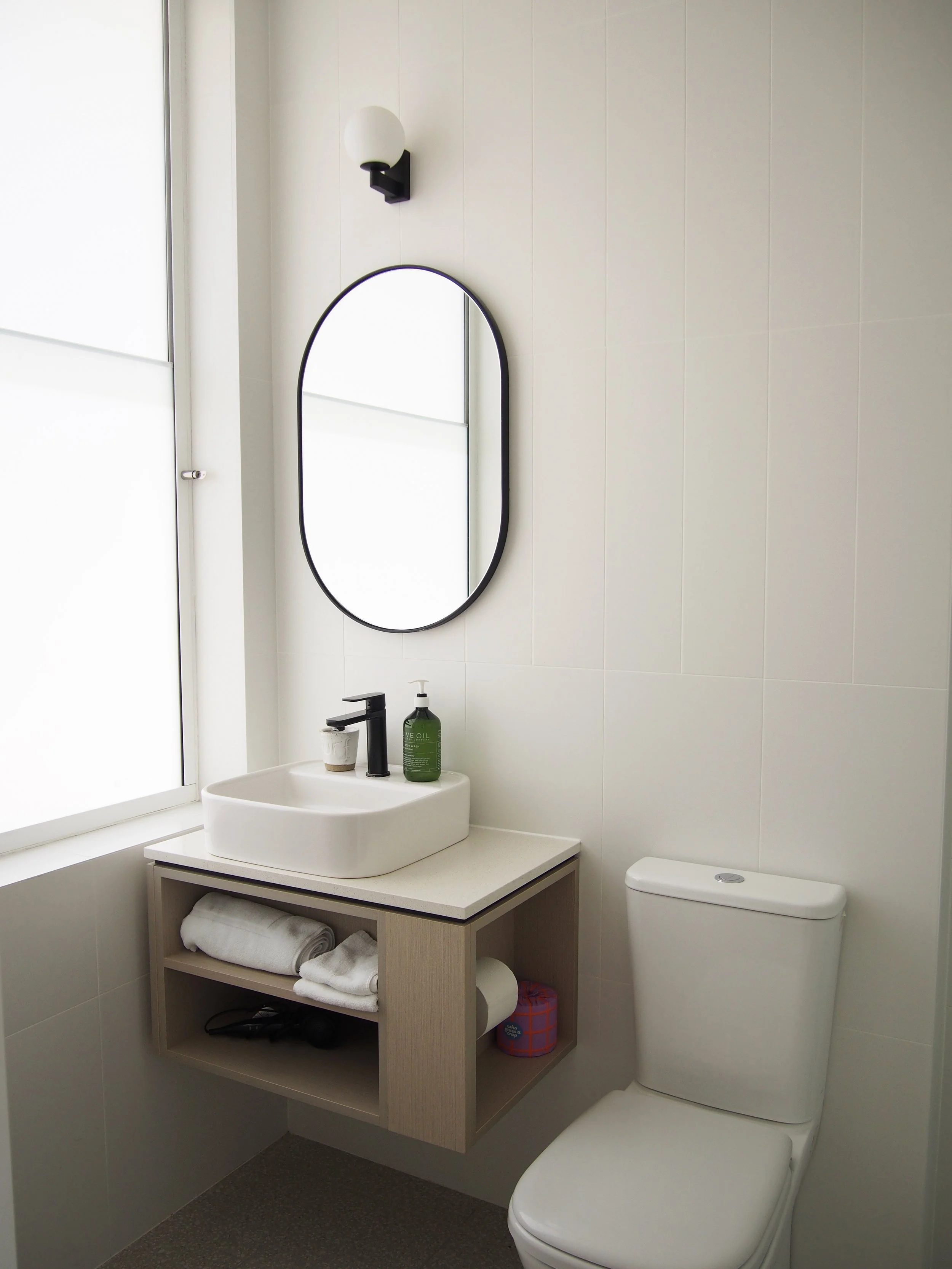 room 5 bathroom.jpg