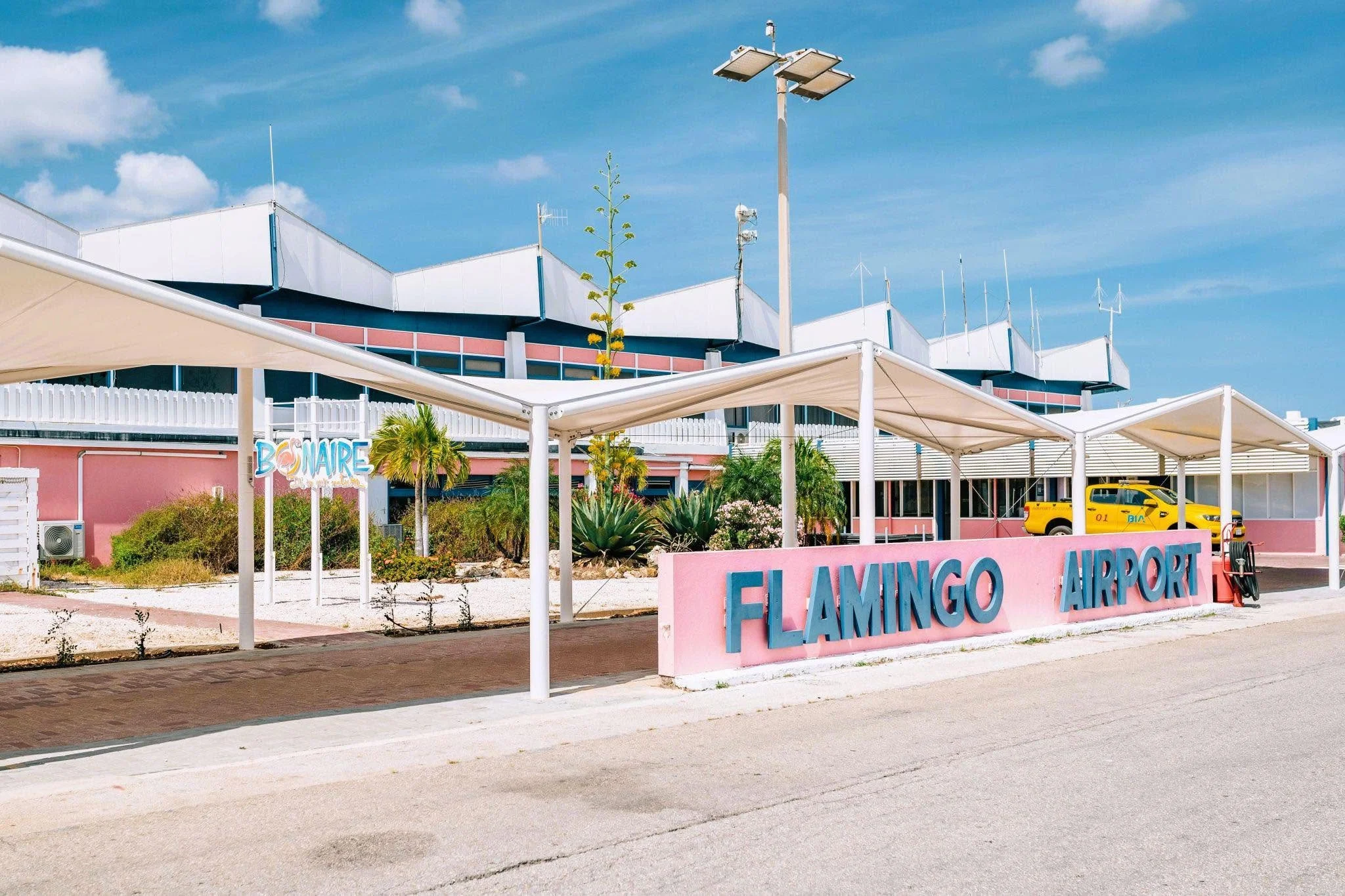 Aviation security training for security checkpoint technology transition at Bonaire International Airport