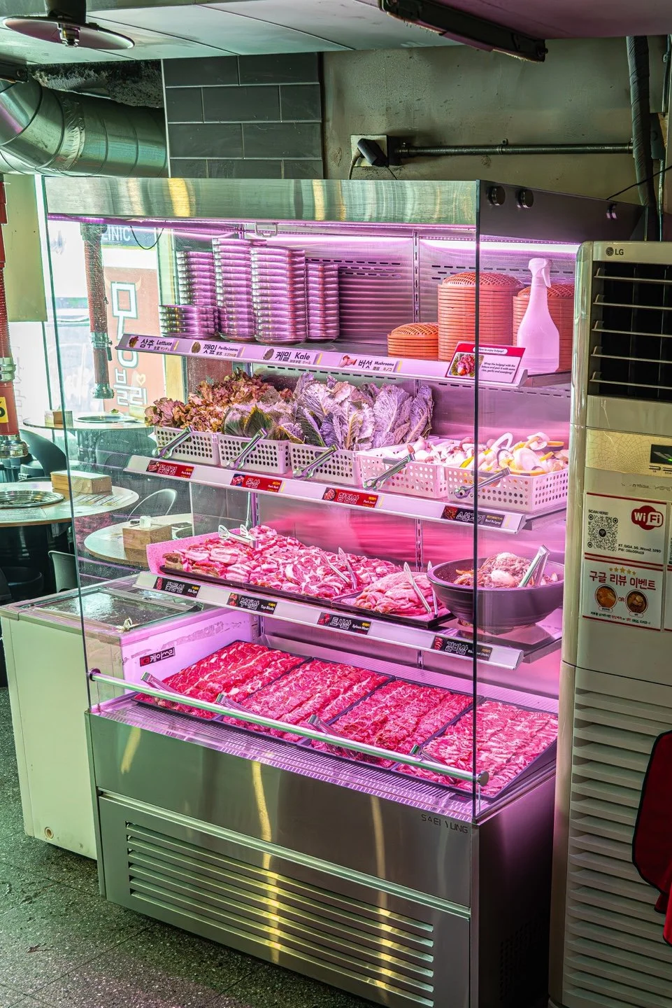 The New Myeongdong in 2026: Where Travelers Are Actually Eating Right Now