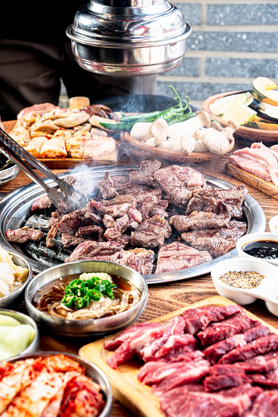 Korean Food Is Going Global: Why Mongvely Is an Easy First Korean BBQ Experience in Myeongdong