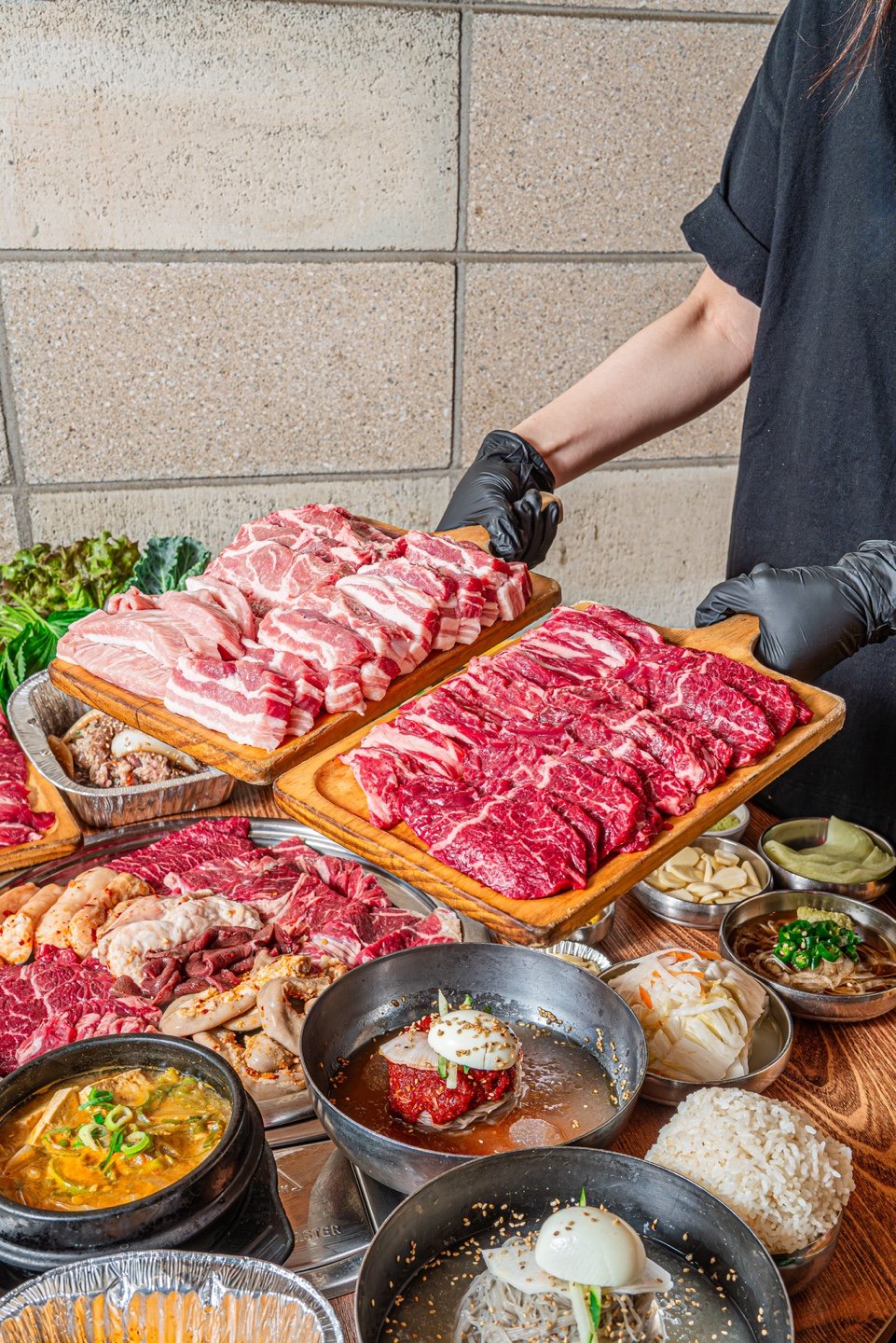 Korean BBQ Near Euljiro 1-ga Station: Myeongdong Dinner Guide Between Shopping, Hotels, and Cheonggyecheon