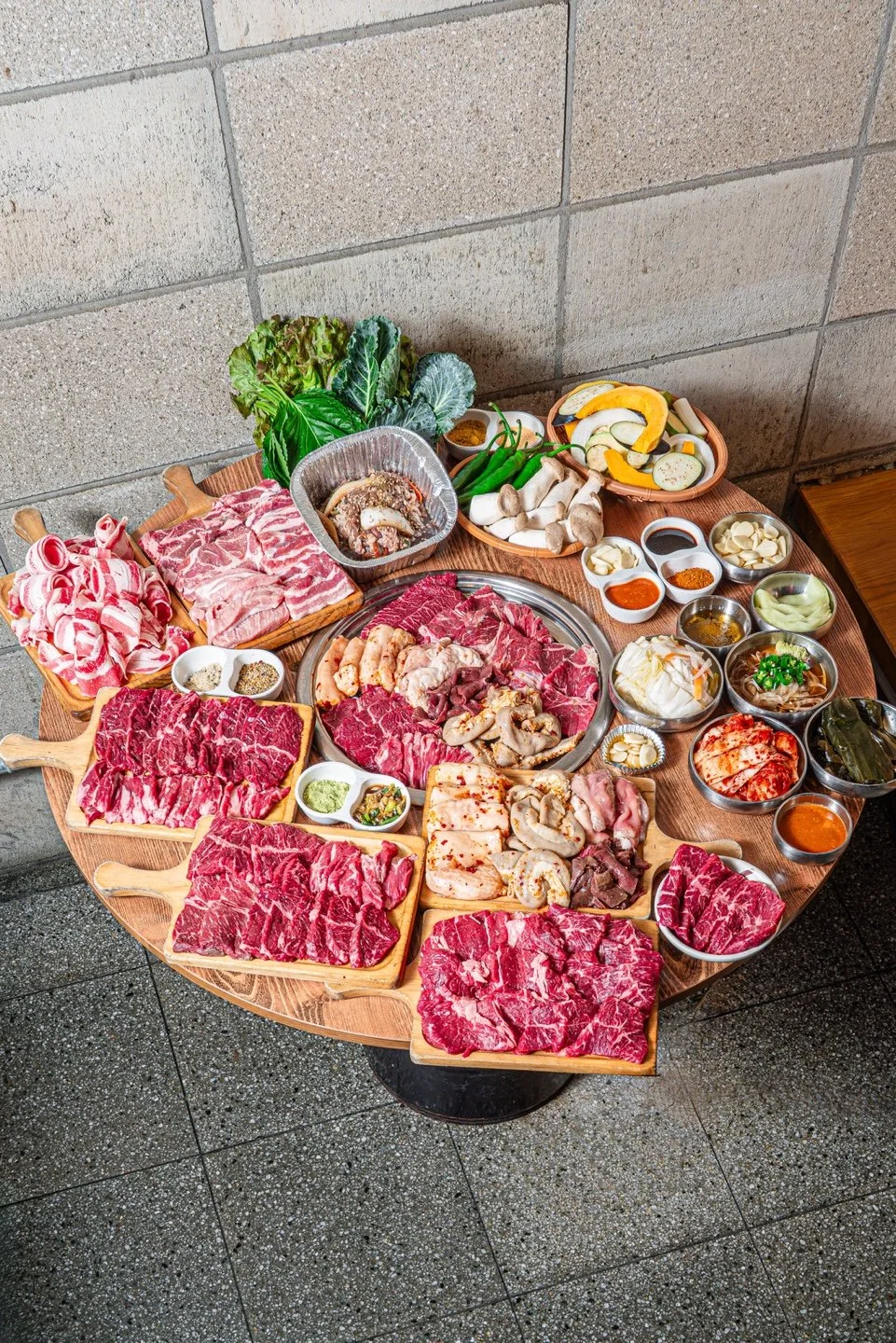 Korean BBQ in Myeongdong: The Mongvely All-You-Can-Eat BBQ Experience in Seoul
