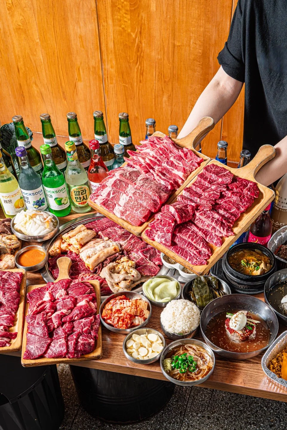 Autumn/Fall in Seoul: Best Things to Do, Fall Foliage Spots, Weather Tips &amp; Korean BBQ in Myeongdong