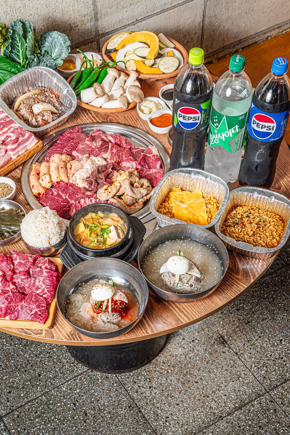 myeongdong mongvely premium pork & beef bbq