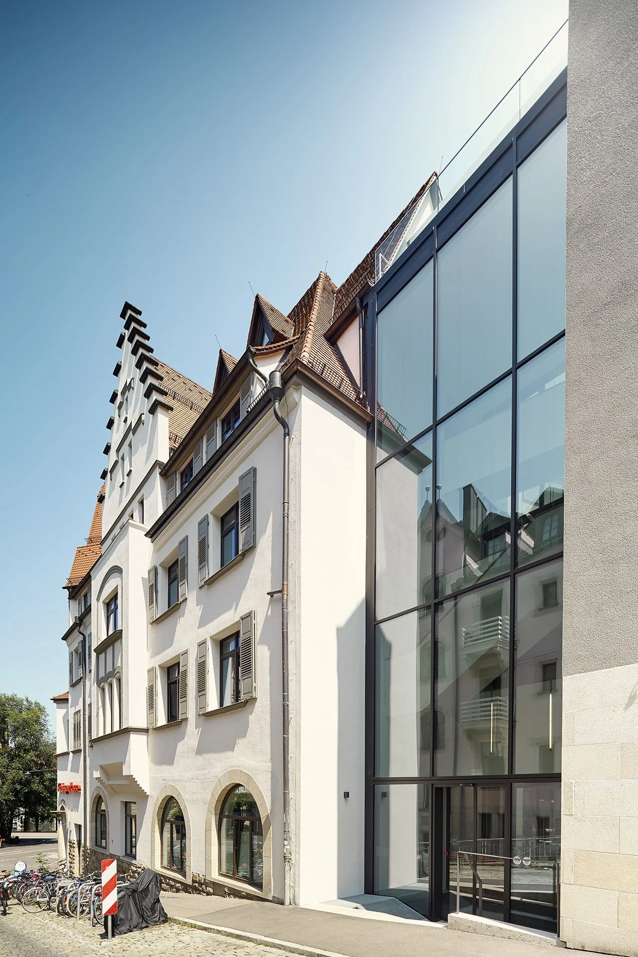 121_Architekten_Danner_Mukarker_LU_KSK_Tuebingen_7.jpg