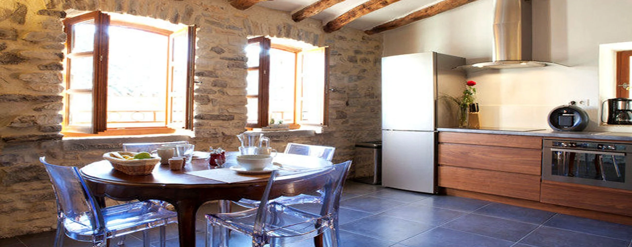 Bright Country-Style Kitchen with Stone Walls – Domaine de Monteils