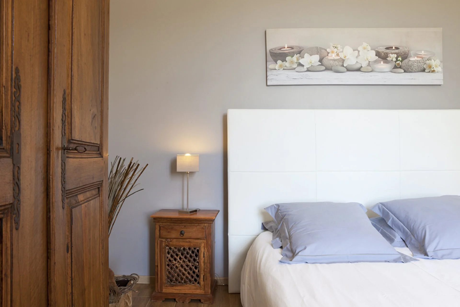 Suite Luna Bedroom – Luxury Adults-Only Gîte | Domaine de Monteils