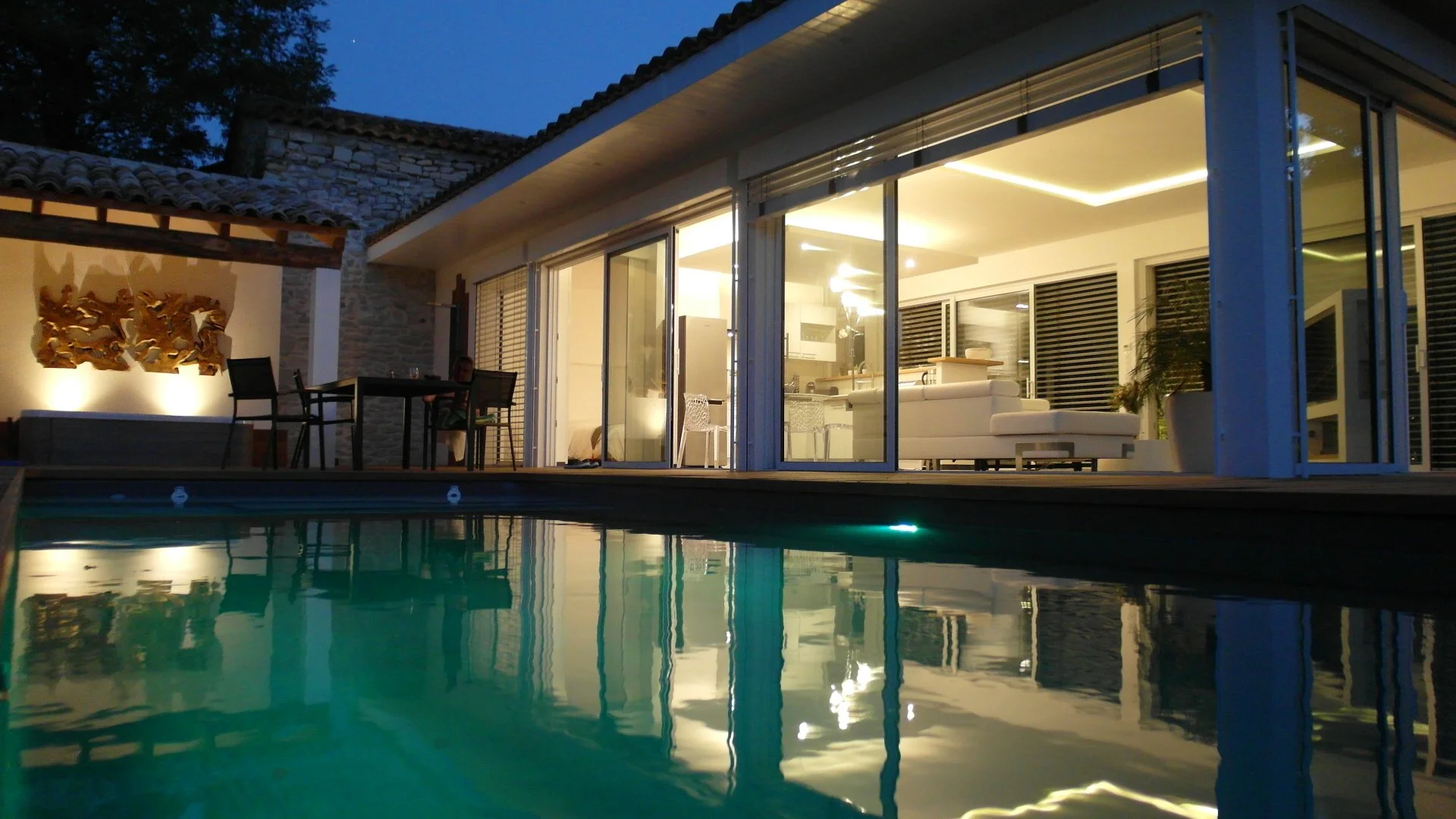 Stylish villa with pool and lounge – Holiday rental South of France