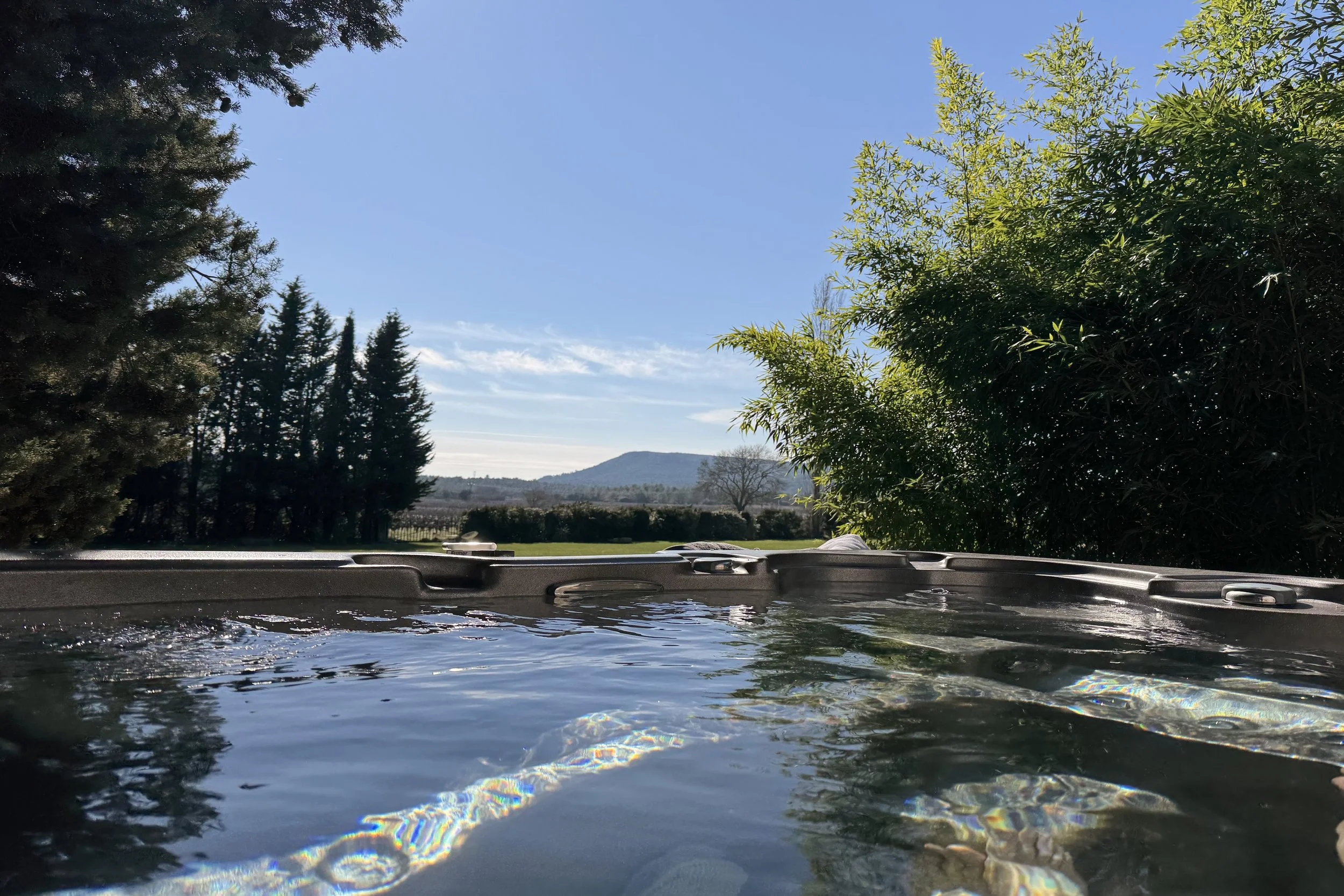 Exclusive adults-only rental with private spa and stunning views near Nîmes
