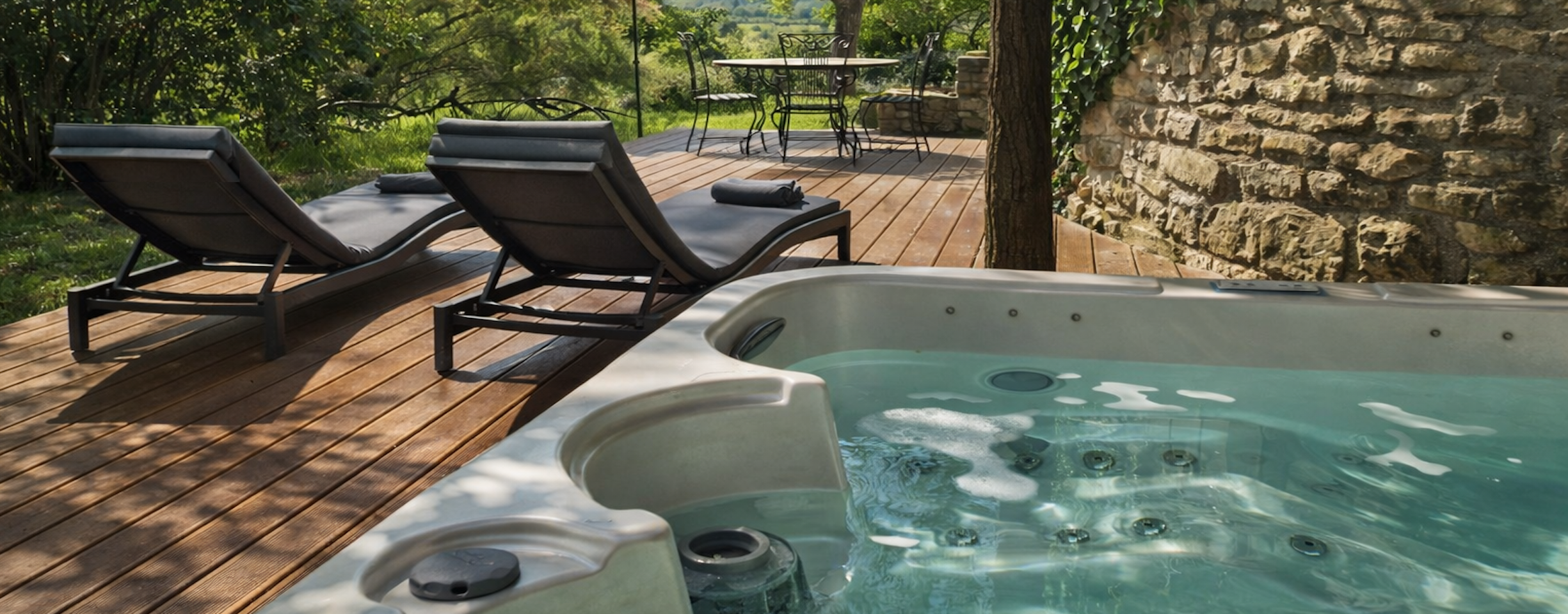 Luxury holiday rental with private spa near Uzès