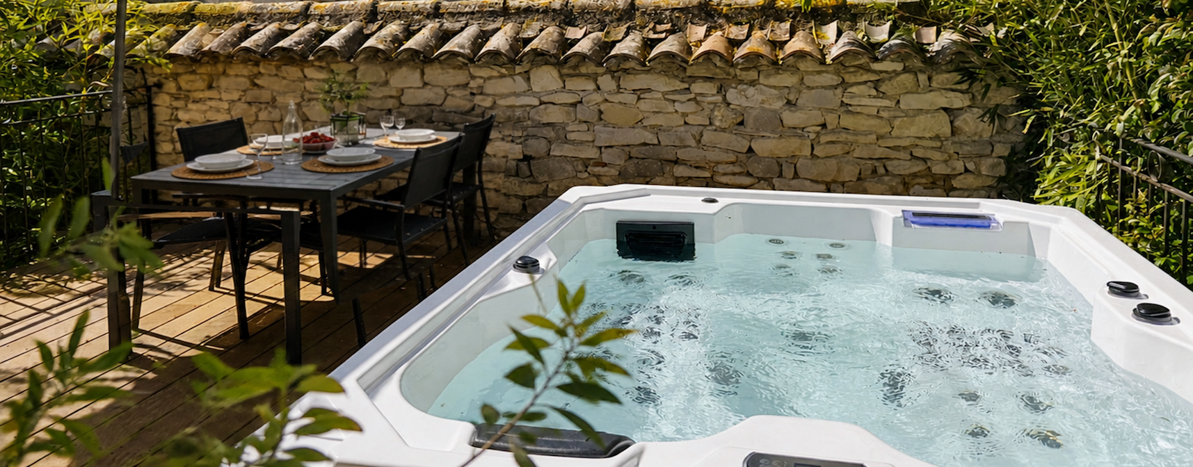 Private Jacuzzi with Stone Walls – Domaine de Monteils
