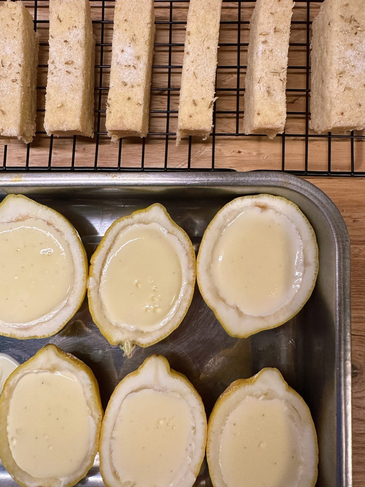 Finding colour amongst the grey of January 🌈
1. Lemon possets &amp; fennel shortbread 🍋
2. Brunch ft. New coffee machine coffee 🥹☕️
3. Pistachio, almond butter, date &amp; sea salt chocolate 🍫
4. Sunrise walk 🌅
5. The best croissant in the world
