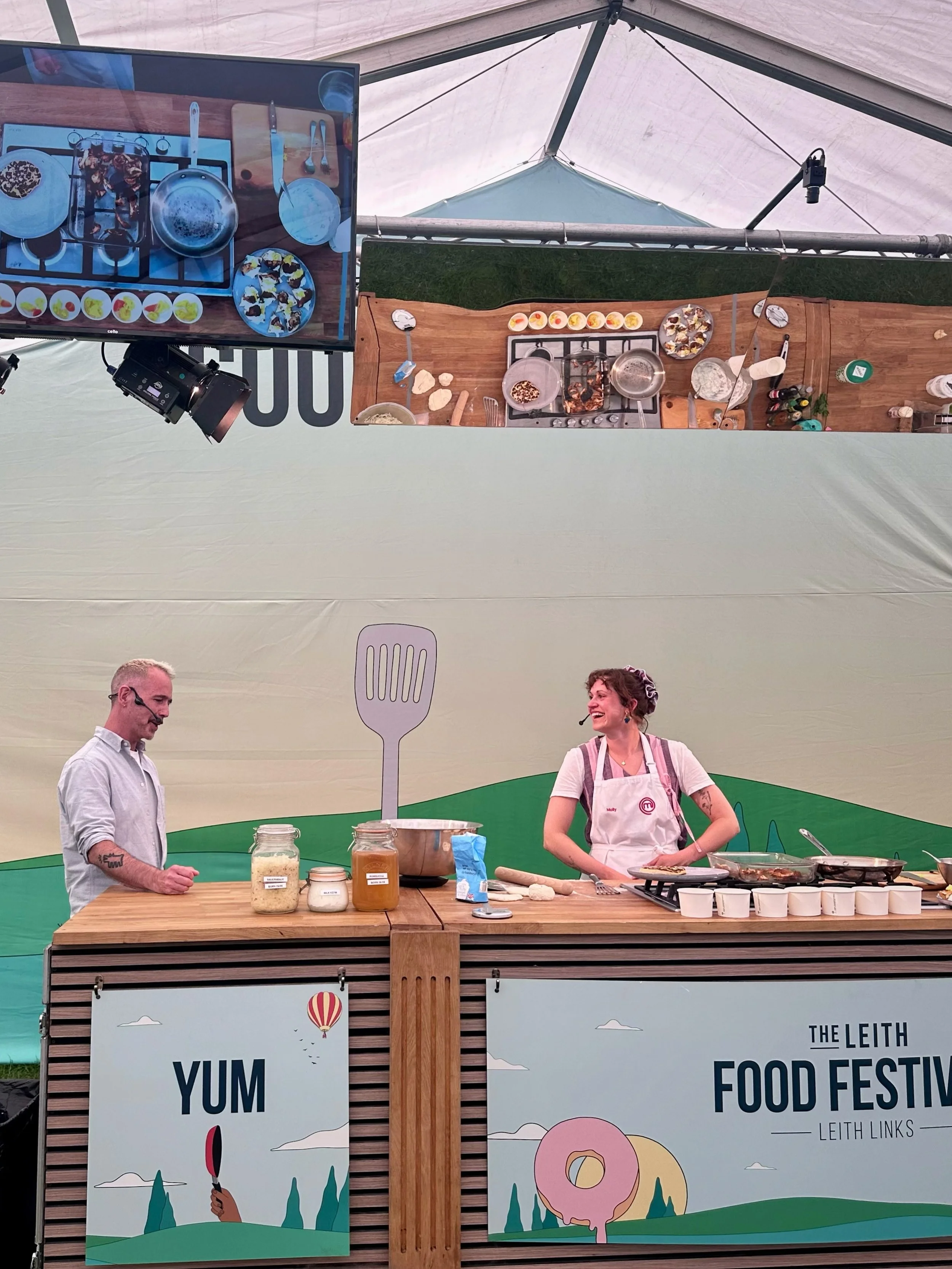At the end of last year, I wrote in my journal that I wanted to share more about what I do, live, on a stage. And yesterday it happened ✨ I was also living a bit of a childhood dream from when I would role play Ready Steady Cook as a kid! Thank you t