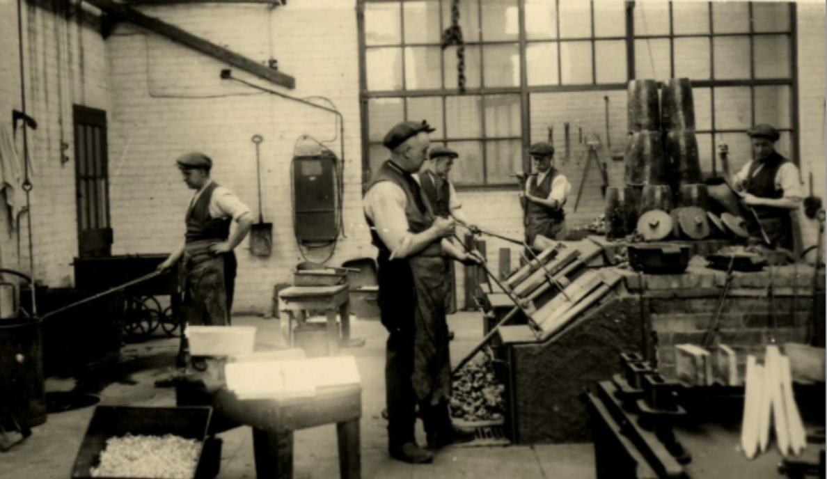 arc06378_Sheffield Smelting Company Limited, Royds Mill, Windsor Street - Large Melting Shop_1928.png