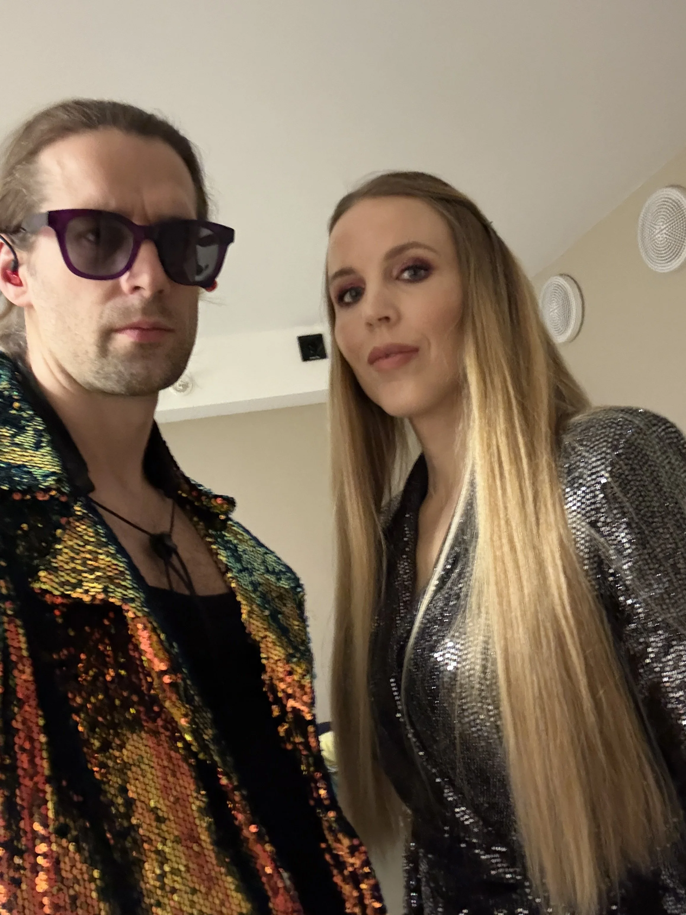 Fullbooket - fra studio til scene med Appeal sinamon…