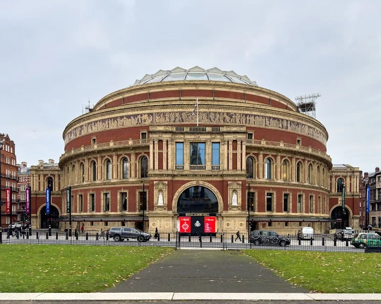 ROYAL ALBERT HALL PHILANTHROPY DINNER | Spotlight Performance 