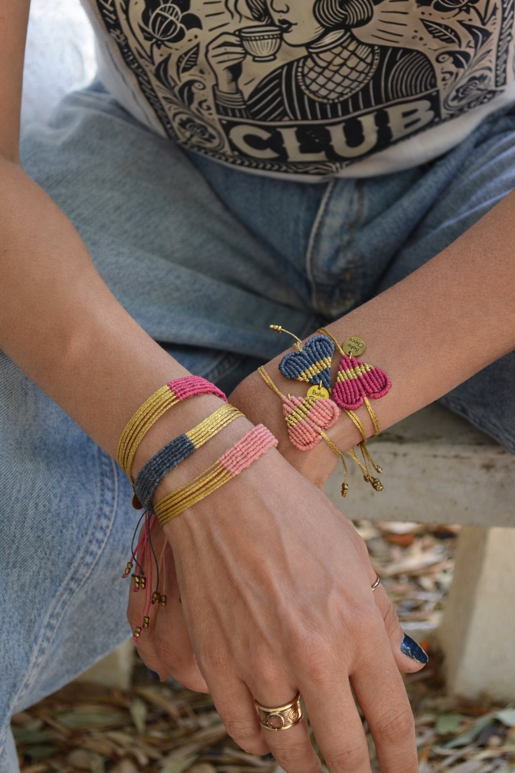 Μακραμέ βραχιόλι καρδιά