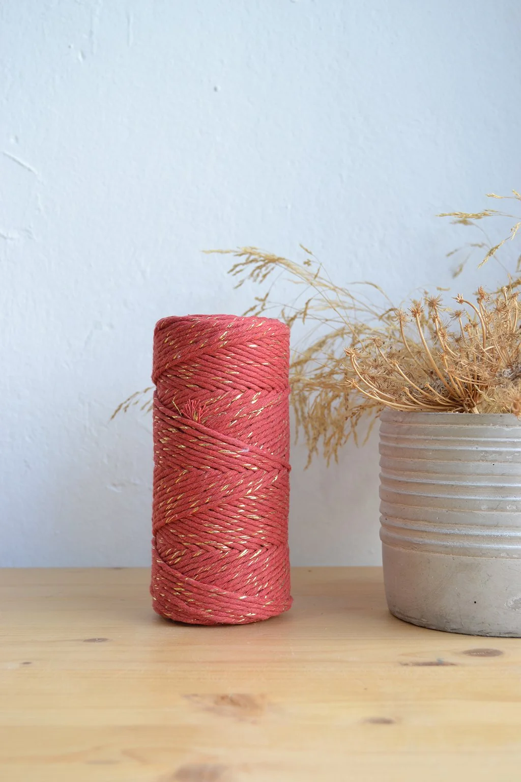 3mm μονοκλωνο βαμακερό νημα χριστουγεννιατικο μακραμε χρυσό golden apple red.jpg