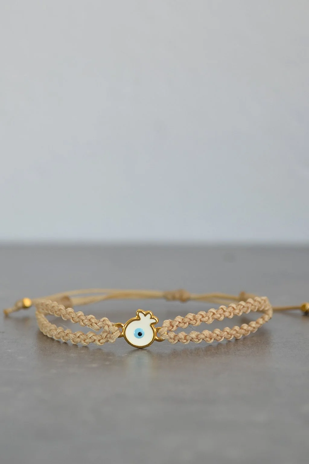 μακραμε βραχιολι γουρι ρόδι μποχο αξεσουαρ δώρο χρυσές χάντρες ματάκι macrame bracelet accessory boho favour gift pomegranate golden beads evil eye beige μπεζ γυναικείο κόσμημα.jpg