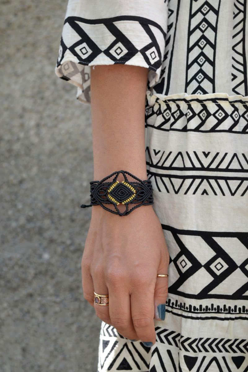 μακραμε βραχιολι μποχο μπρονζέ  χάντρες αξεσουαρ καλοκαιρινο παραλιας μαυρο χρυσο statement boho macrame bracelet bronze beads gift beach summer accessory golden black festival 3.png