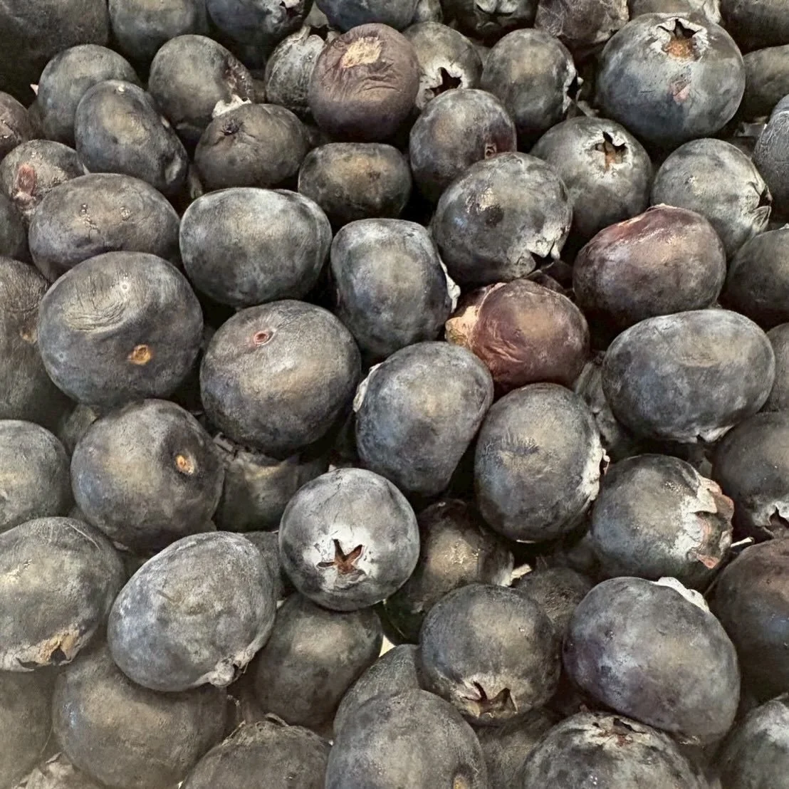 今日届きました！
何作るんだと思う？
当ててみて！

Guess what we are baking today and tomorrow.