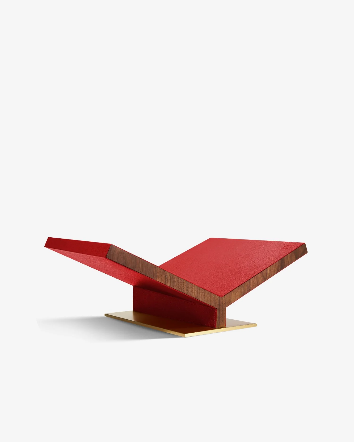 Pierre_Favresse_An_Bookstand_1.jpg