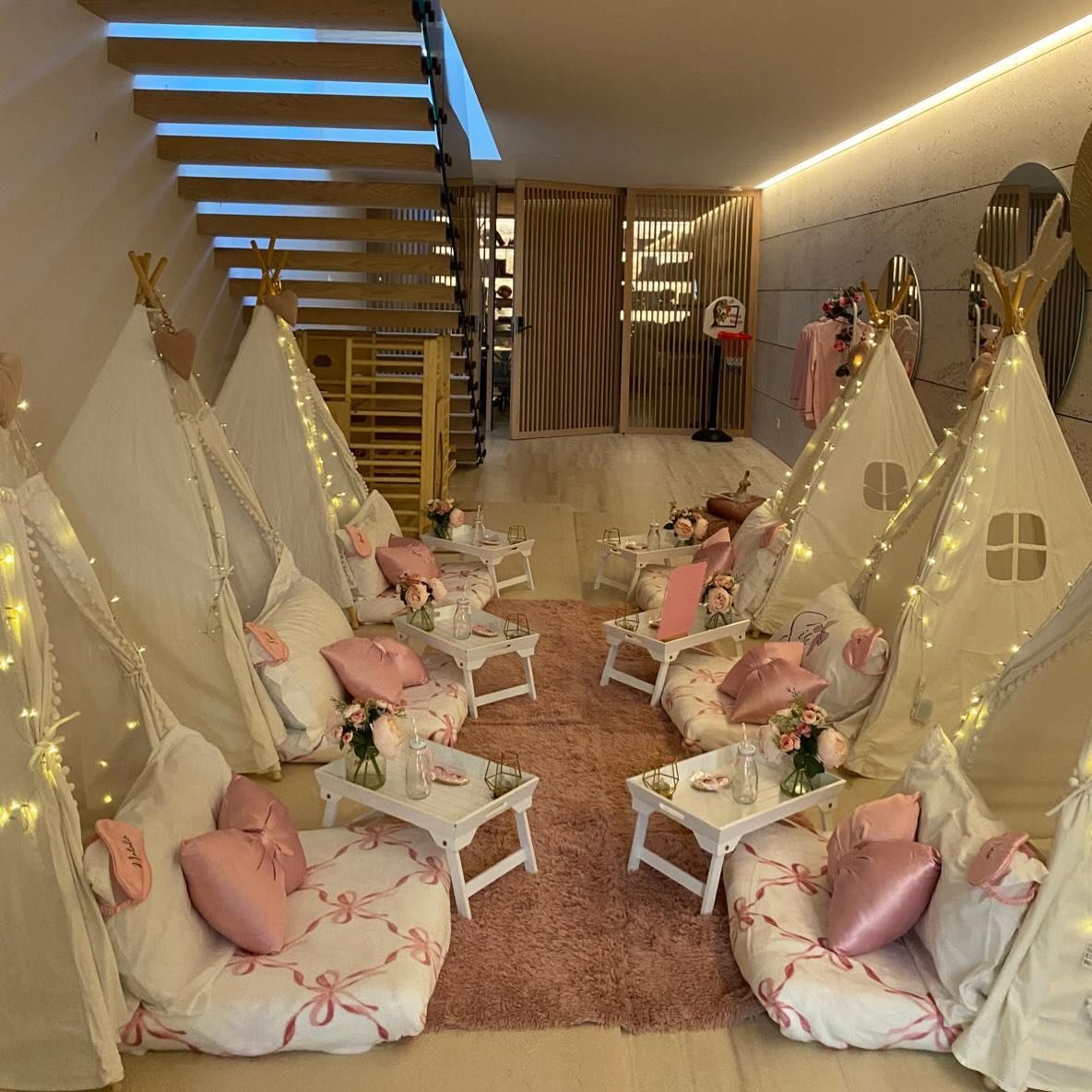 🎀Pretty in pink🎀

✨ Siena celebrated turning double digits with the most magical &ldquo;Pretty in Pink&rdquo; sleepover party! 🎀💖

Her lucky guests were treated to personalised pyjamas, matching sleep masks, and party bags filled to the brim with