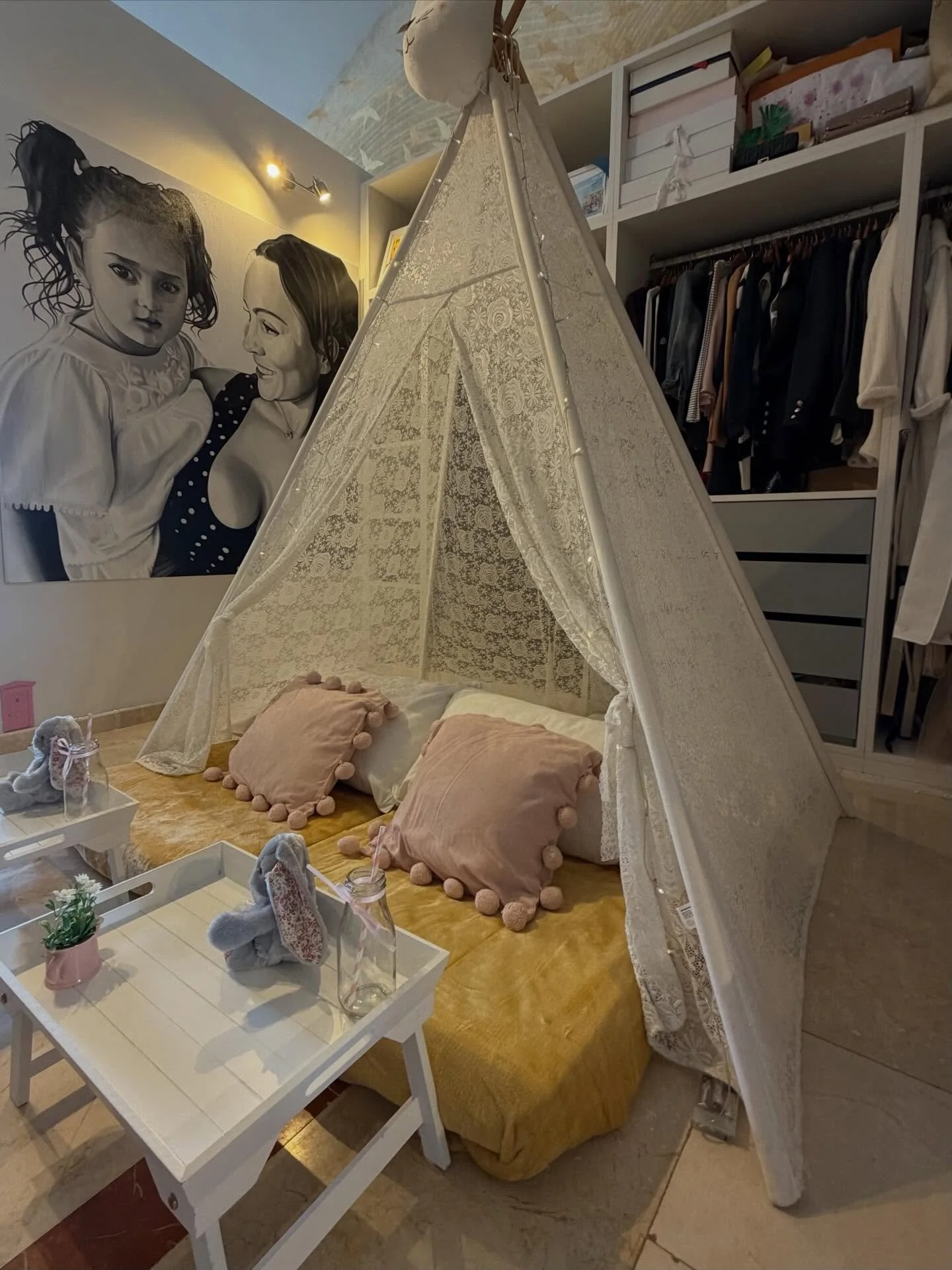 ✨🐰 Easter Sleepover 🐣✨

River and her best friend celebrated in the cosiest MrsTipi Easter themed sleepover, pastel colours, twinkly lights, fluffy bunnies and all the sweet little details lovingly organised by her amazing mum.

A night full of gig