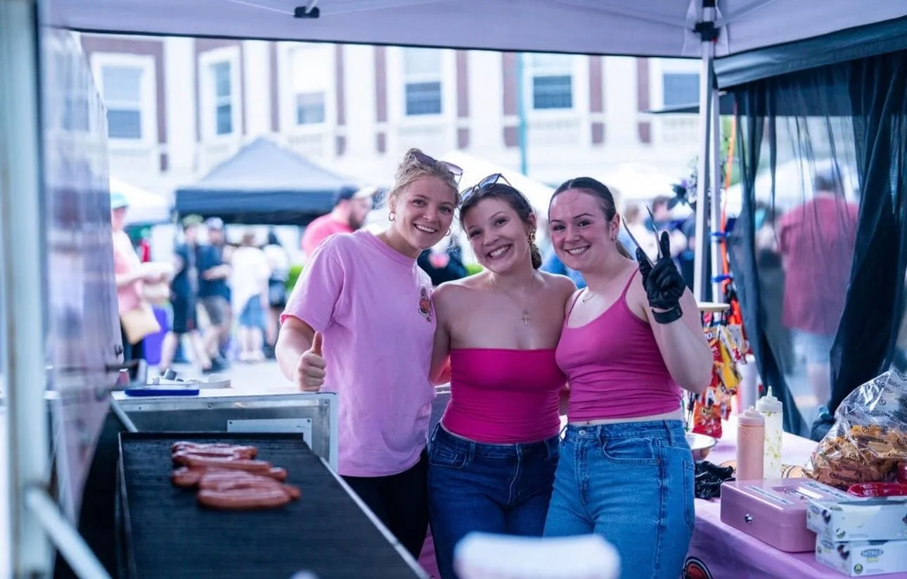 Hot dogs always served with love 😘❤️🌭
