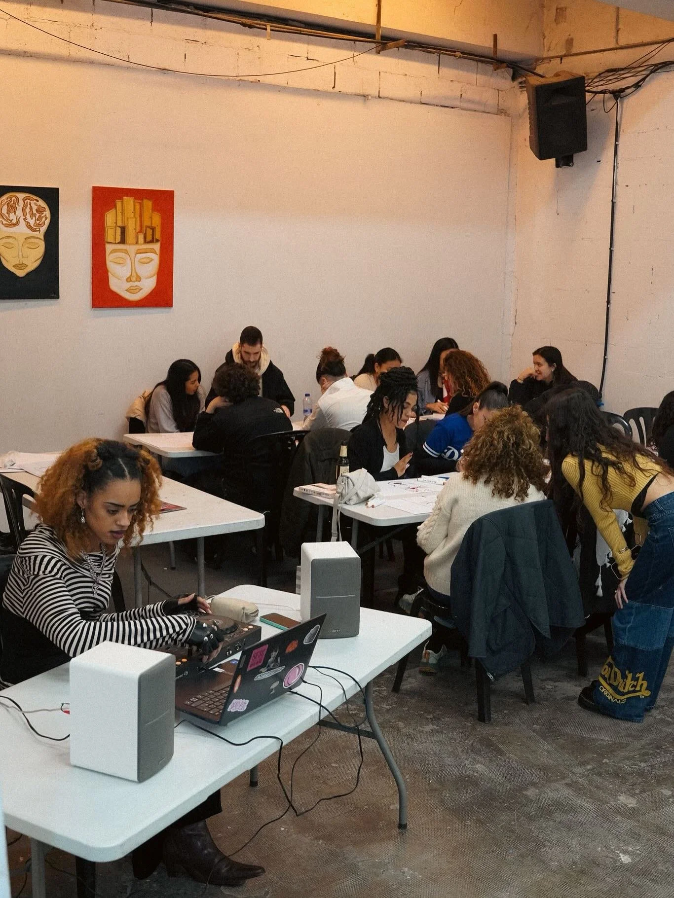 ✨ Cerramos el a&ntilde;o con el coraz&oacute;n lleno ✨

El paso de BOP por el @reteena_festival , junto al colectivo @arde.bcn , fue pura presencia y conexi&oacute;n. Un encuentro que nos record&oacute; por qu&eacute; hacemos lo que hacemos 💛

Graci