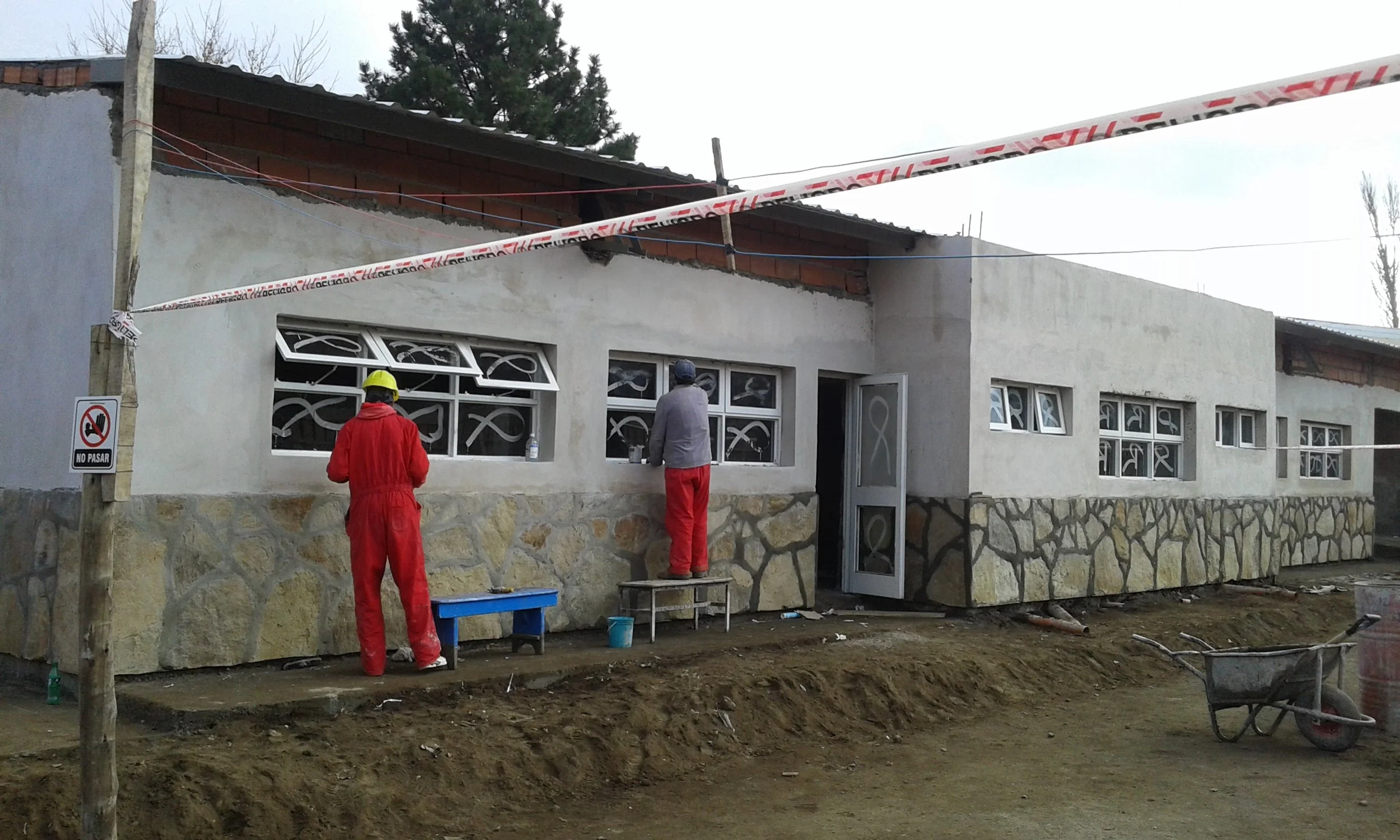 AMPLIACION Y REFACCION 2 AULAS, ESC. Nº328