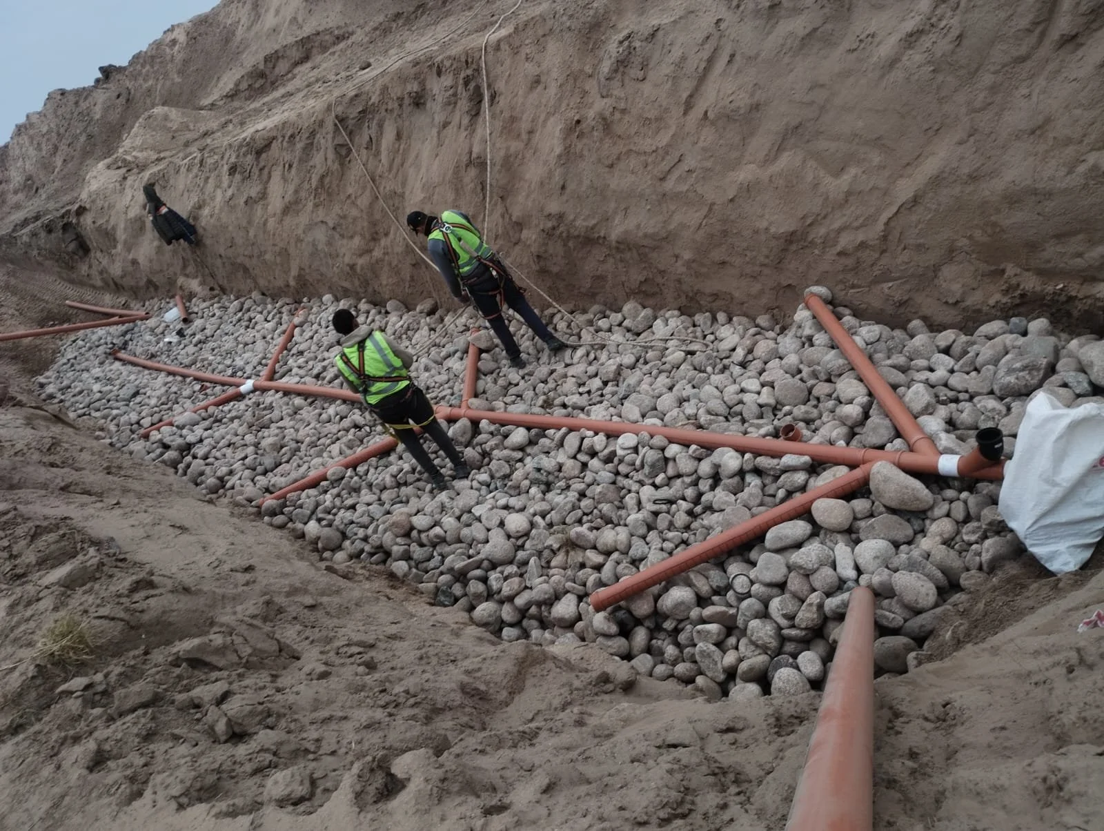 Biodigestor/ tejas Coloniales FONDOMONTE SOUTH AMERICA