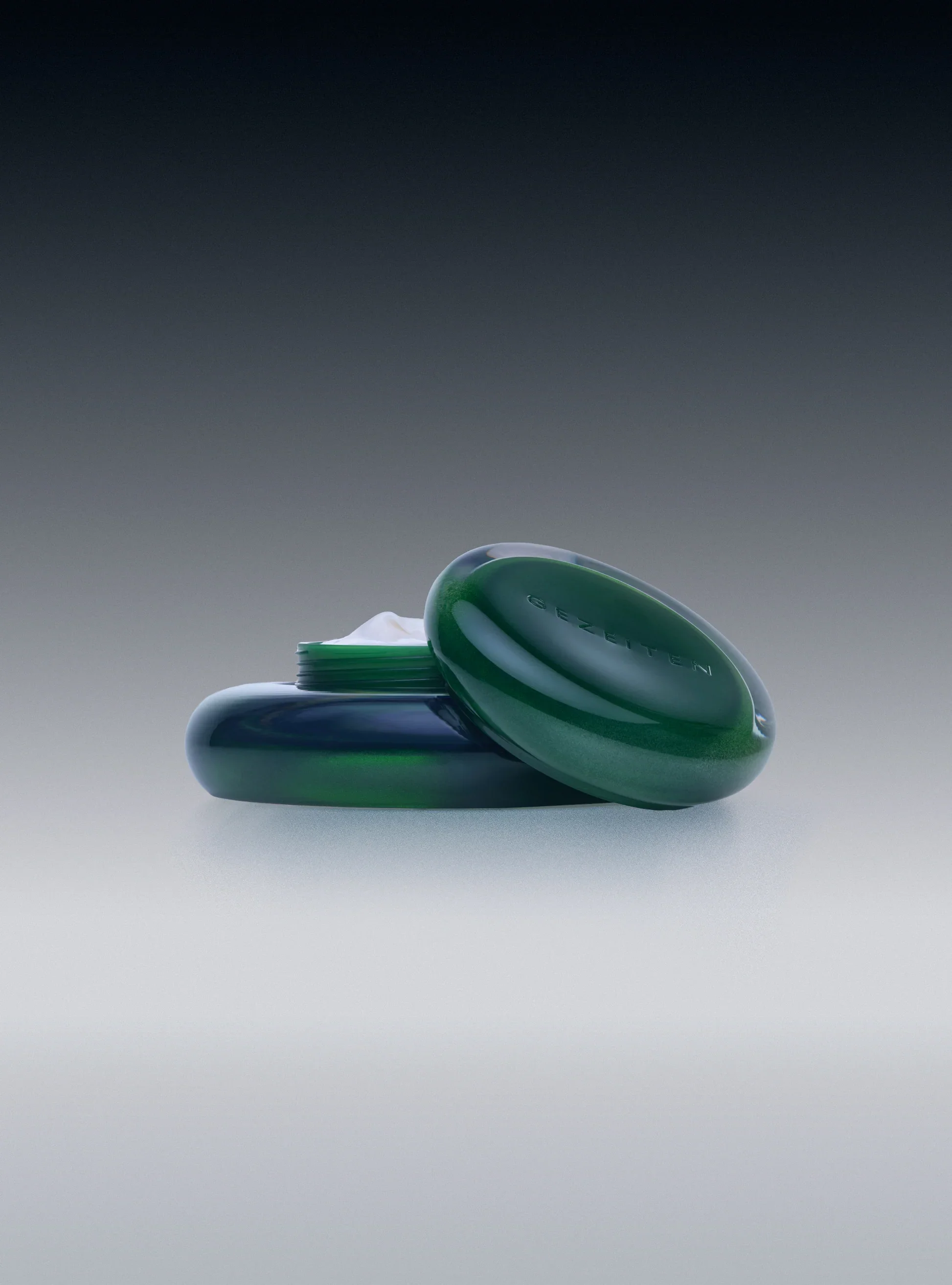 GEZEITEN-LIQUID-SKIN-NIGHT-VESSEL-OPEN-1 (1).webp