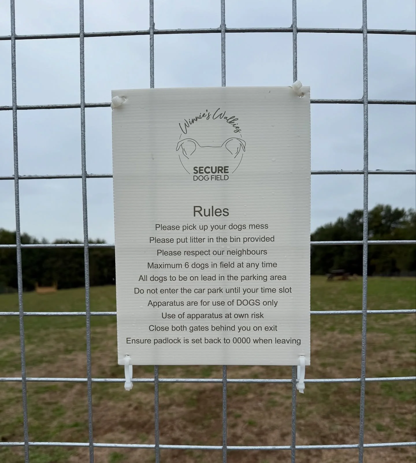 A polite reminder of the rules for field use when booking with us, to help ensure everyone enjoys this space 🐾🐕