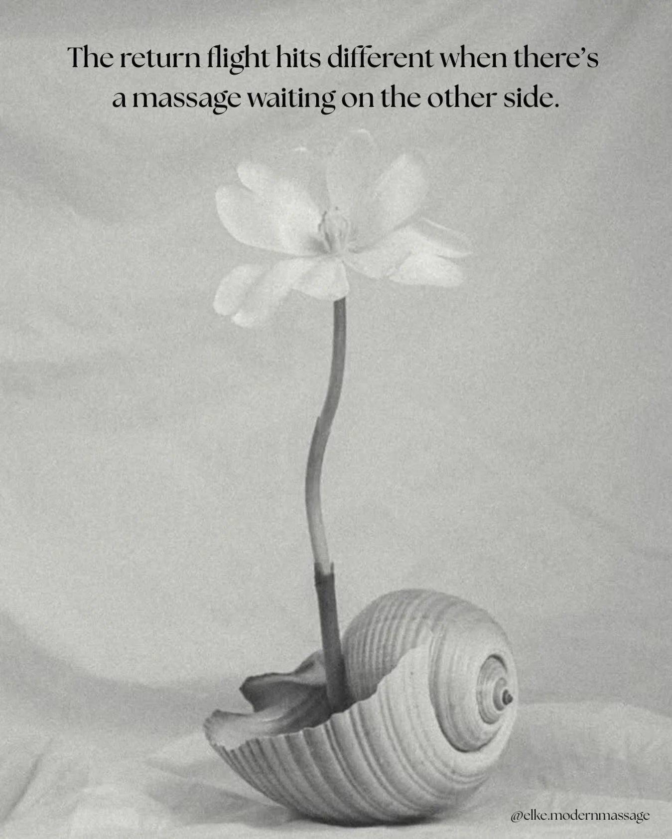 Holiday travel = tight hips, stiff necks, swollen legs, and tired nervous systems ✈️🎄
Sitting for hours slows circulation, compresses joints, and leaves muscles guarding long after you land.

A post-travel massage helps:
&bull; restore blood &amp; l