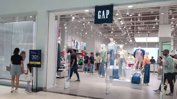 Gap Expands Into Beauty and Accessories With Industry Veterans