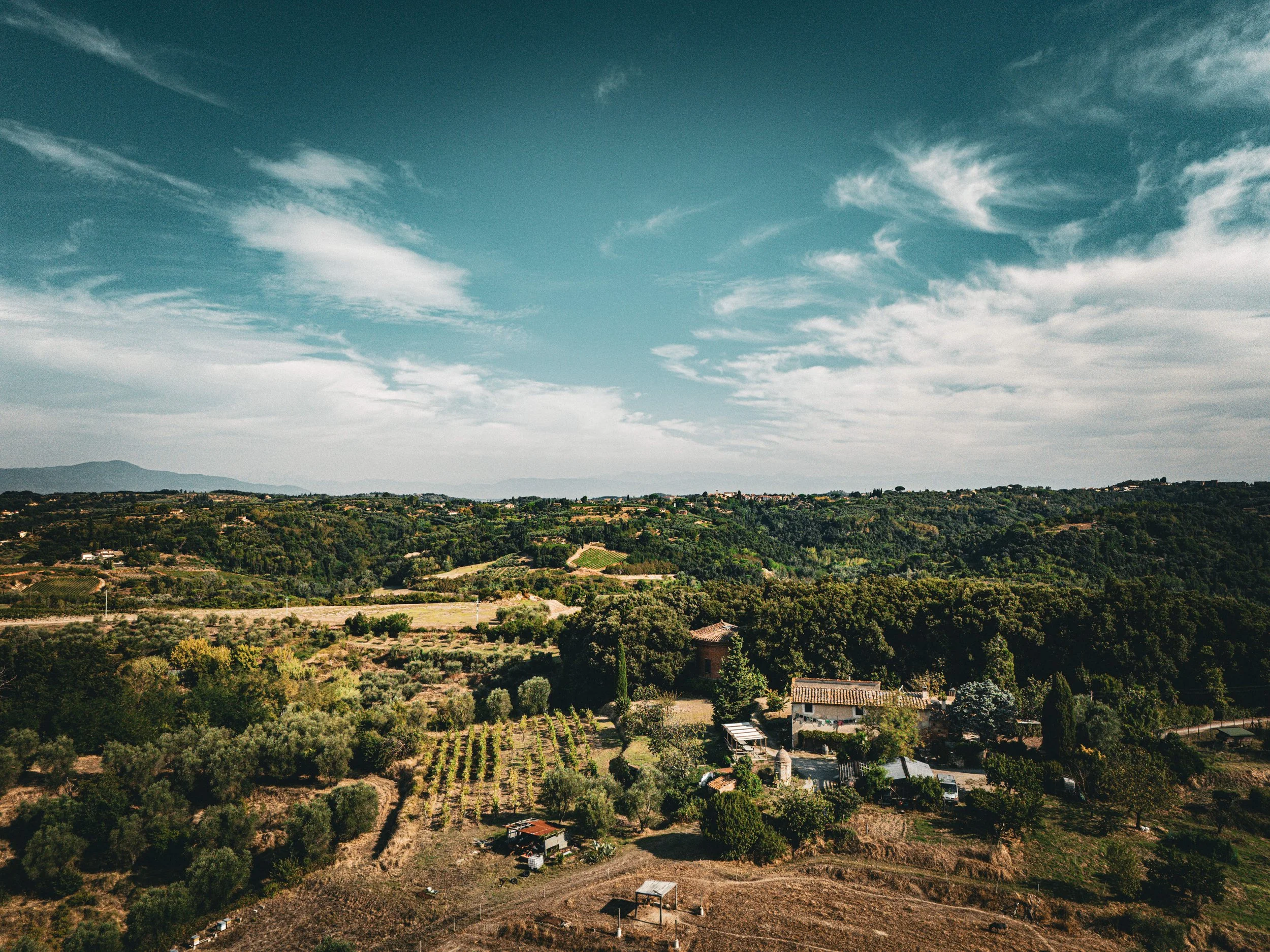 Drone immobilier à Nantes : vendre plus vite avec des photos aériennes