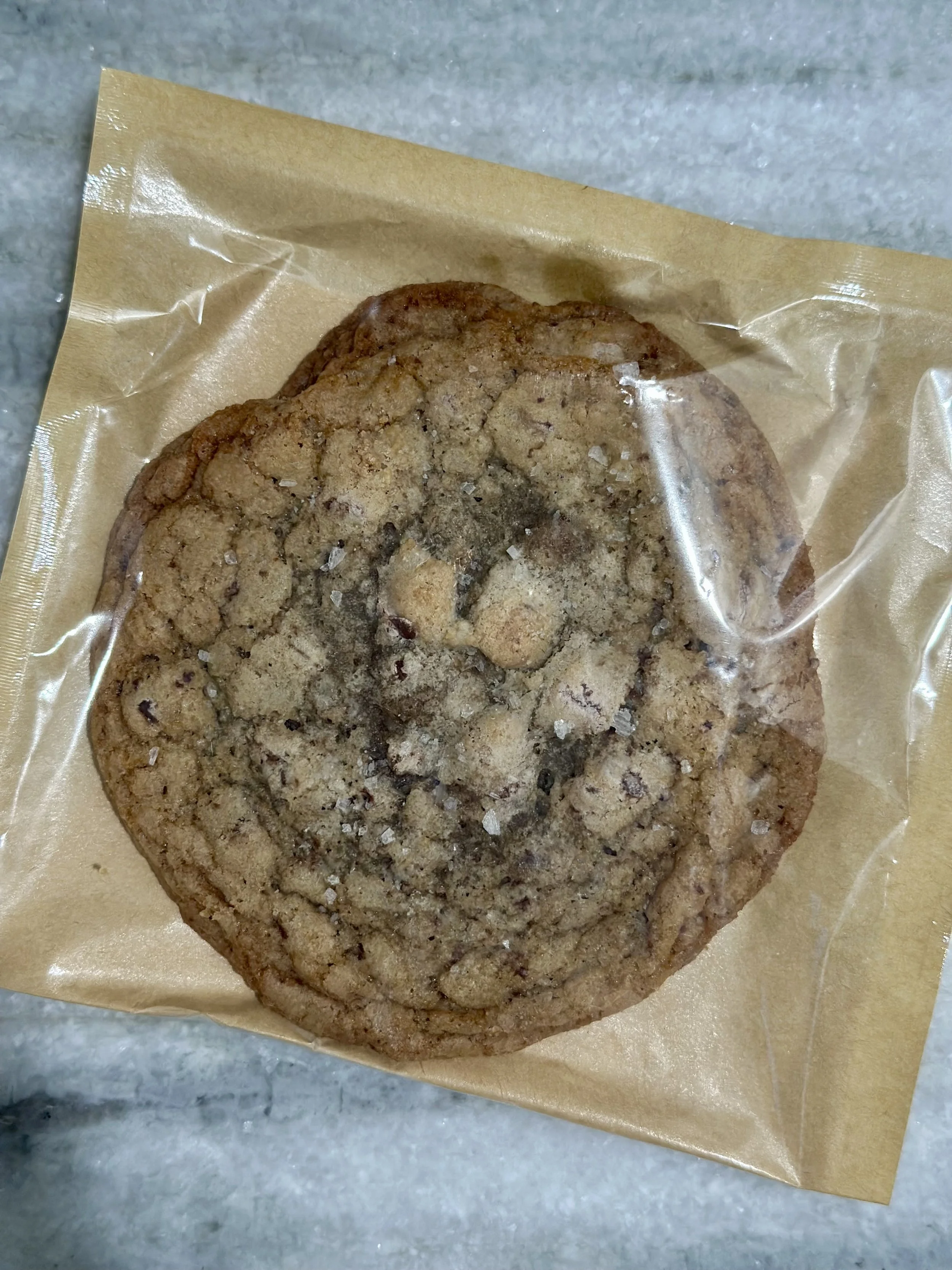 Giant Sea Salted Chocolate Chip